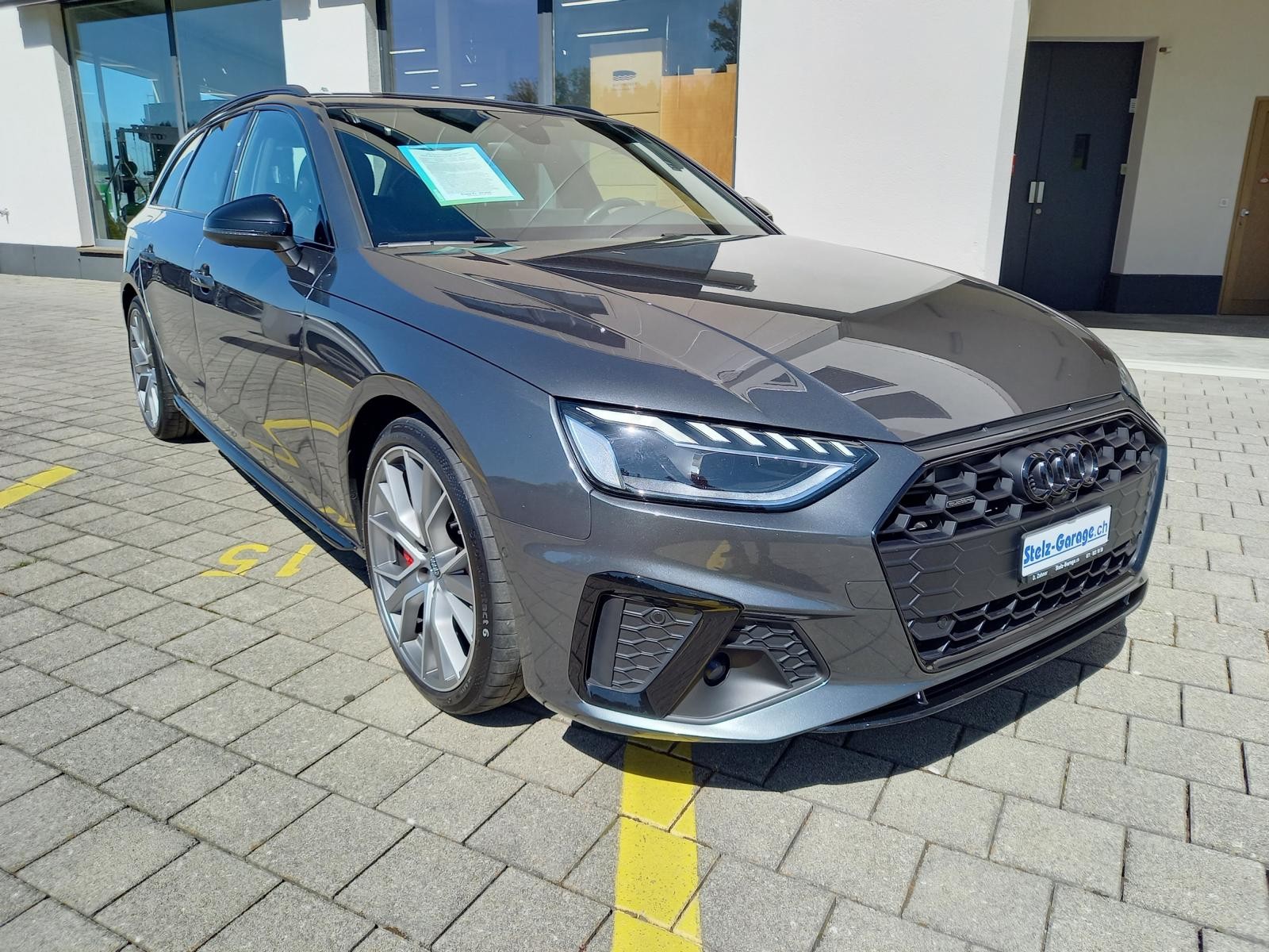 AUDI A4 Avant 45 TDI quattro tiptronic-image-3