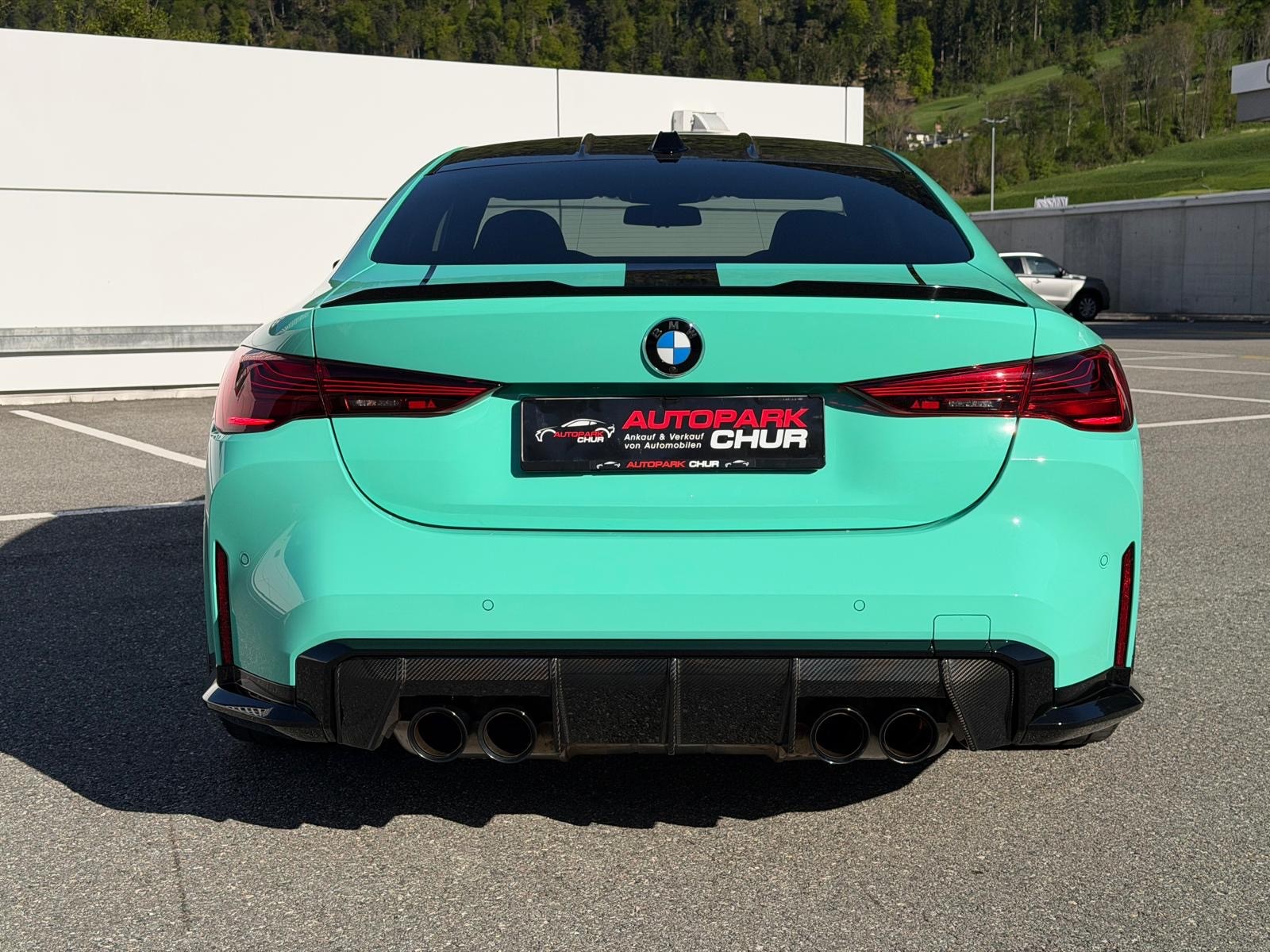 BMW M4 Coupé Competition M xDrive Individual Mint Green Werksgarantie bis 27.05.2027-image-4