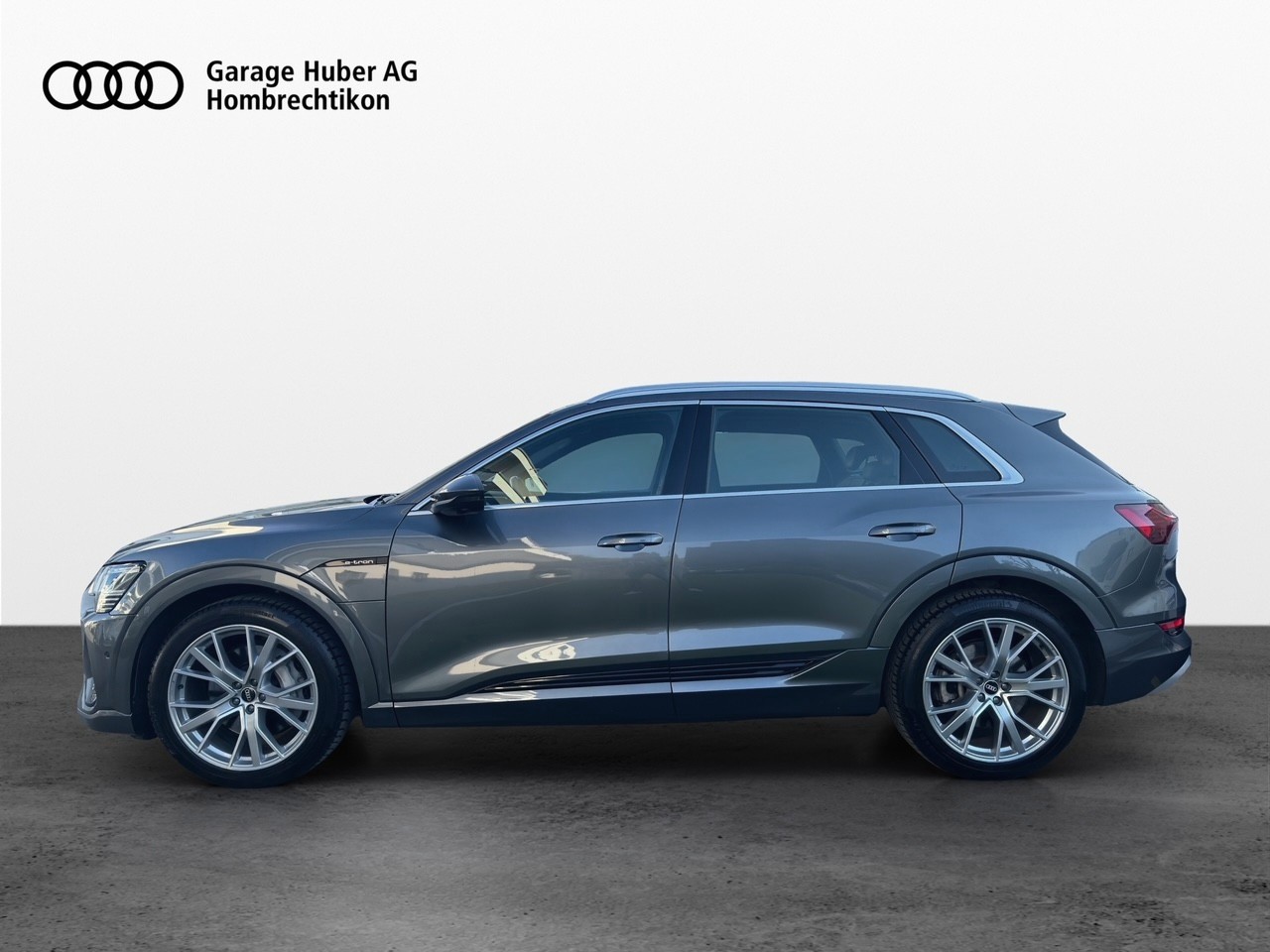 AUDI e-tron 50 Advanced quattro-image-2