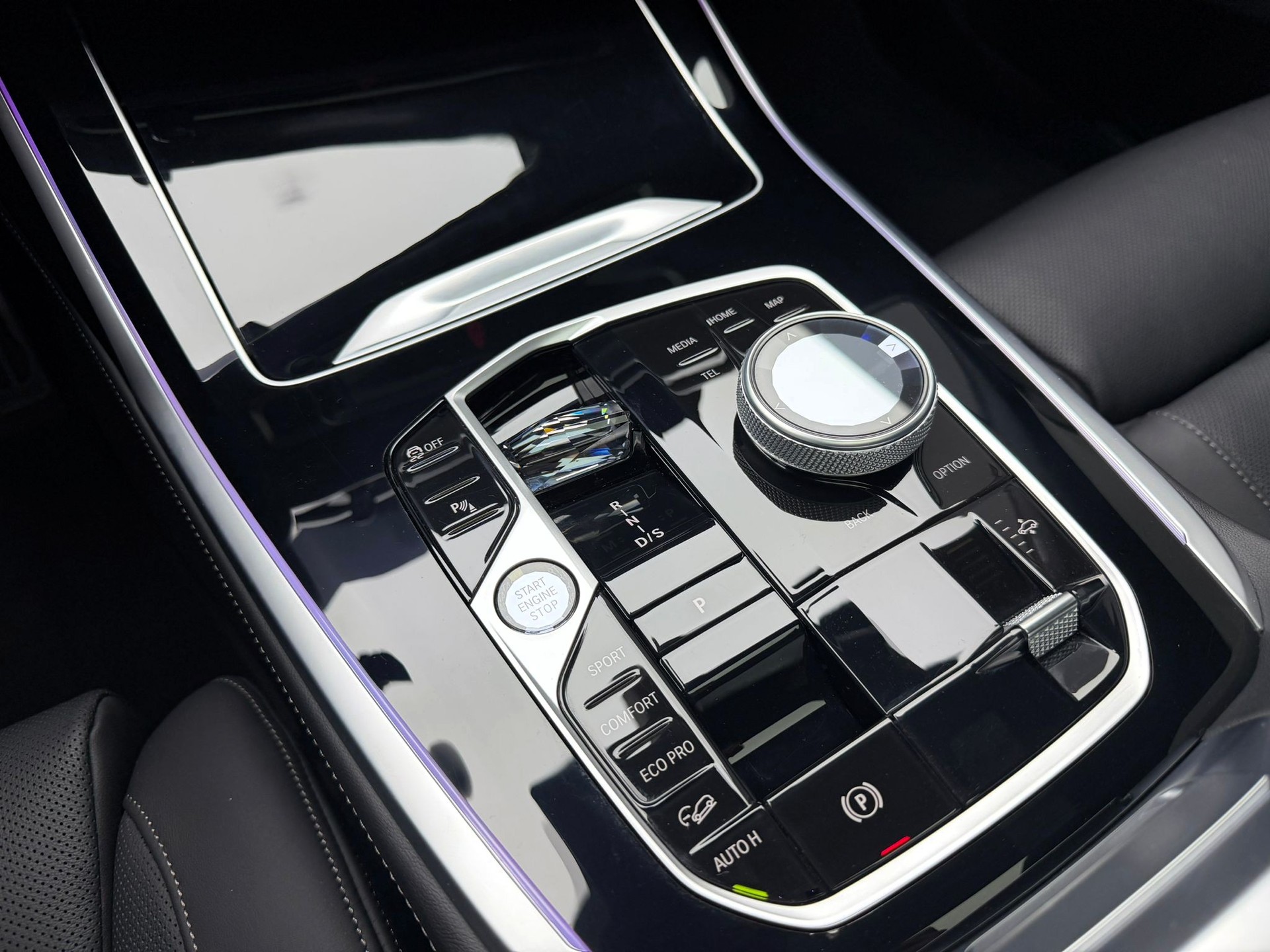 BMW X7 xDrive 48V 40d M Sport Pro Steptronic-image-22