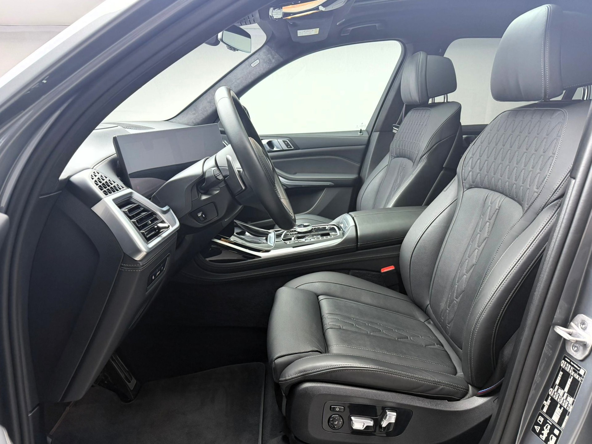 BMW X7 xDrive 48V 40d M Sport Pro Steptronic-image-14