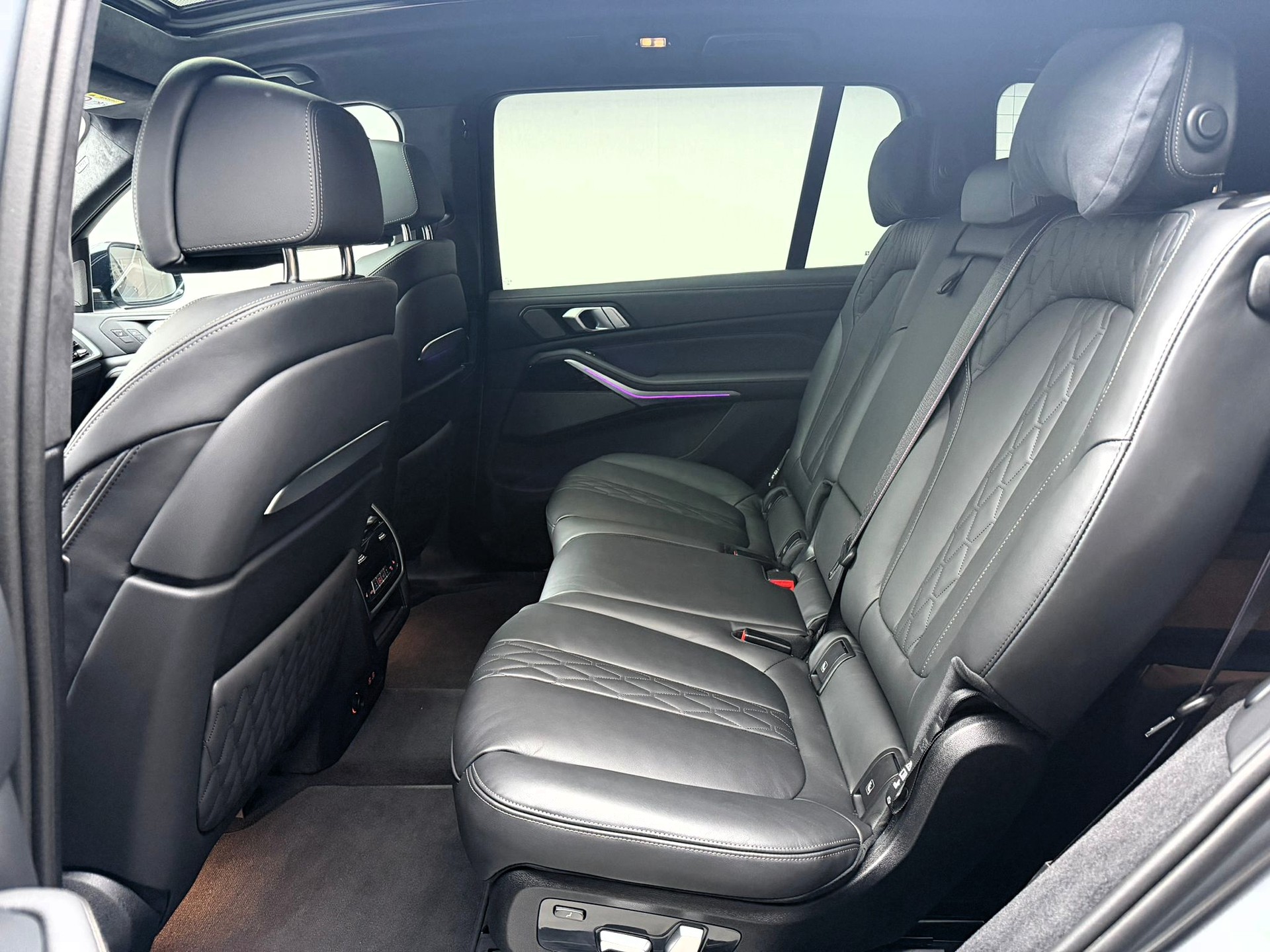 BMW X7 xDrive 48V 40d M Sport Pro Steptronic-image-15