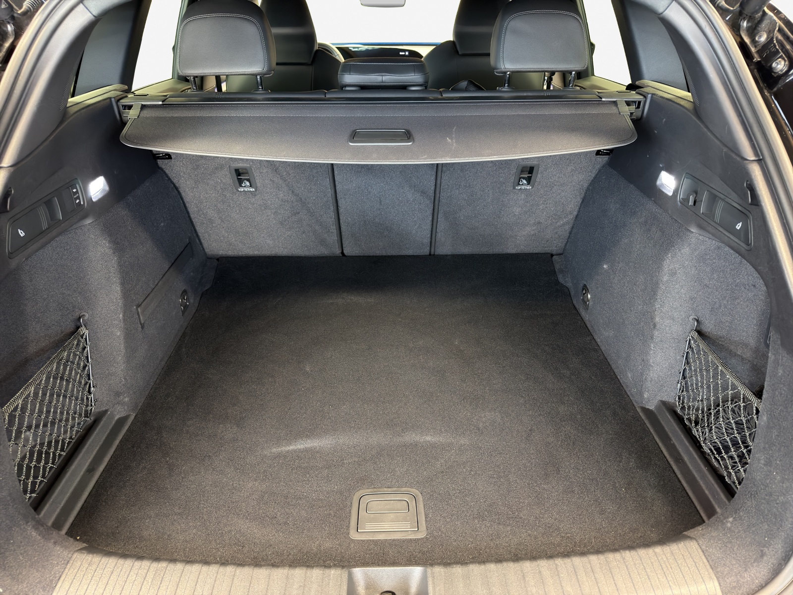 AUDI Q6 e-tron quattro-image-13