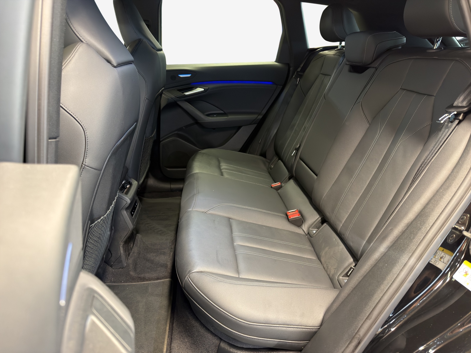 AUDI Q6 e-tron quattro-image-12
