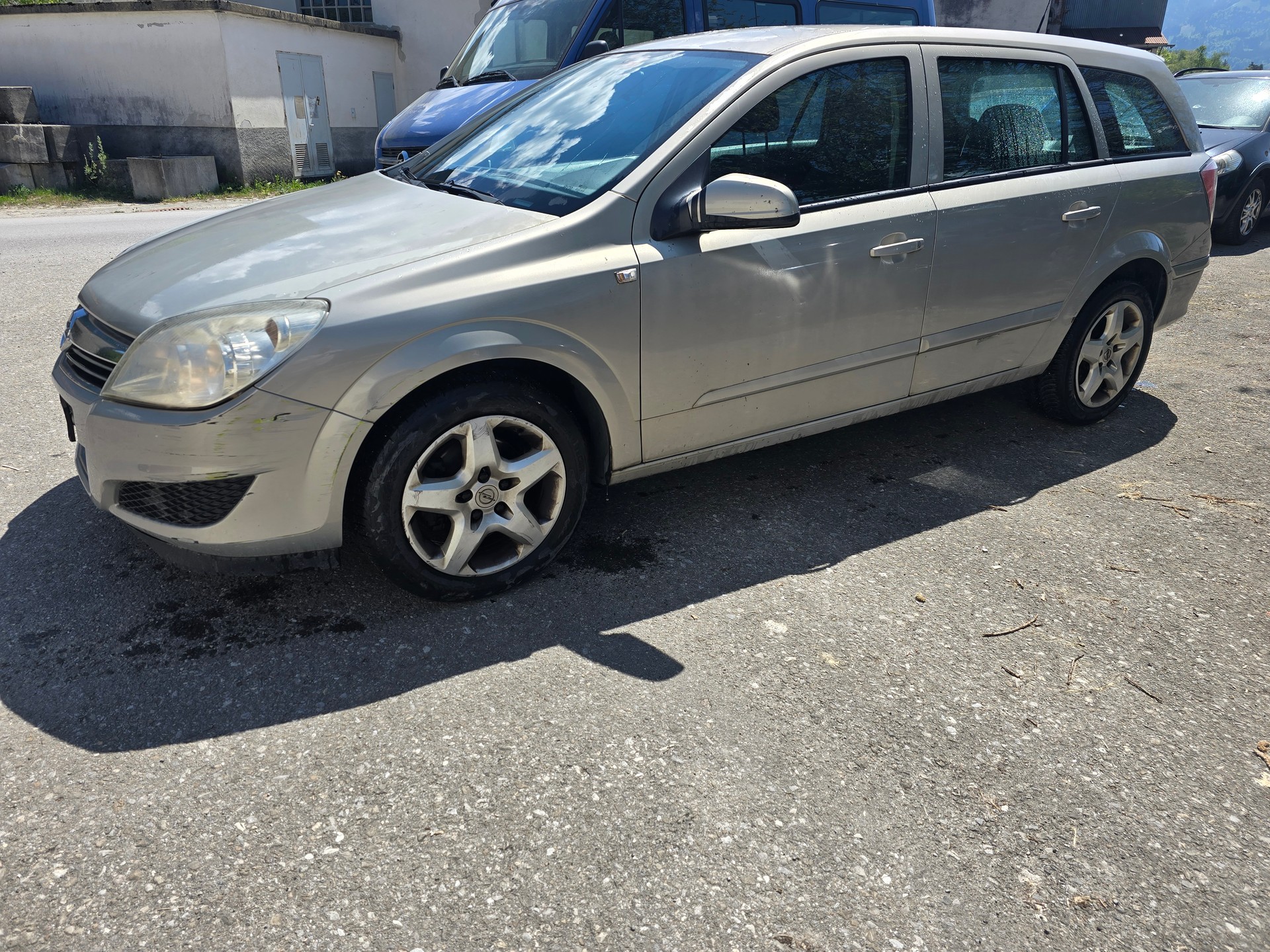 OPEL Astra Caravan 1.8i 16V Diamond Automatic-image-1