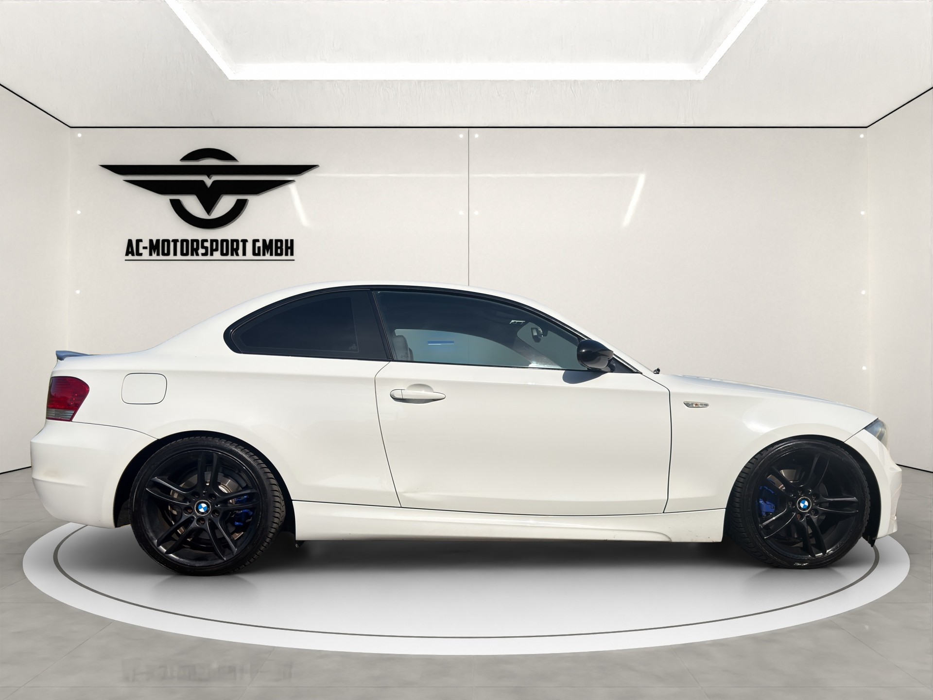 BMW 123d Coupé-image-7