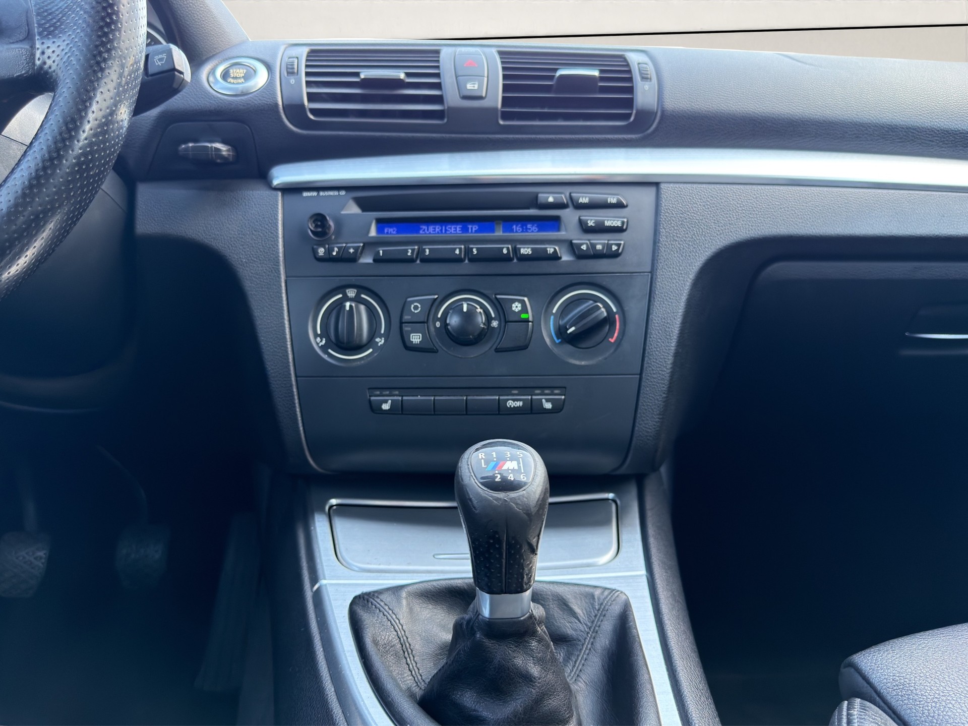 BMW 123d Coupé-image-13