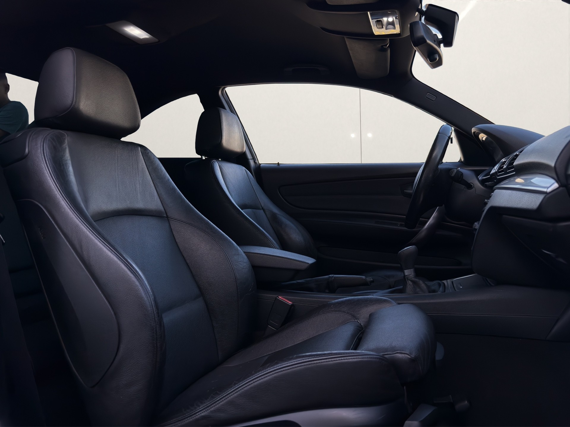 BMW 123d Coupé-image-15