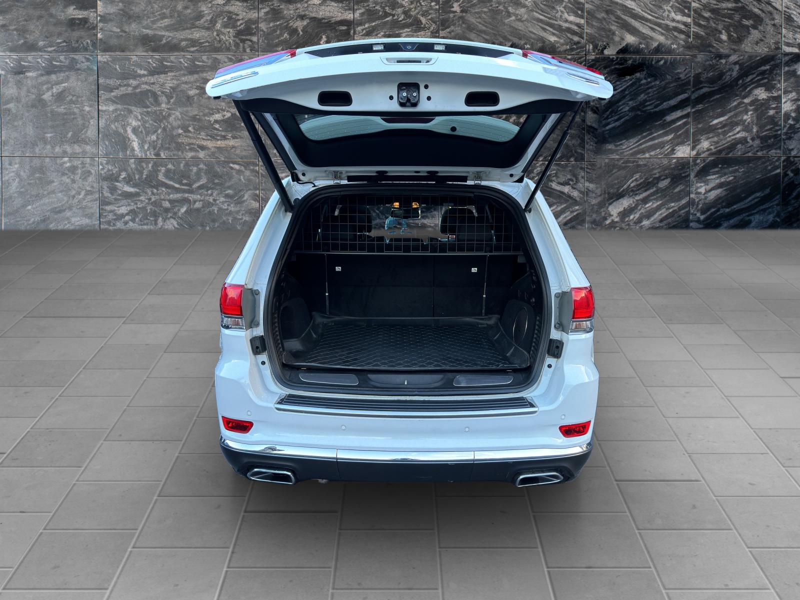 JEEP Grand Cherokee 3.0 CRD Summit Automatic-image-4