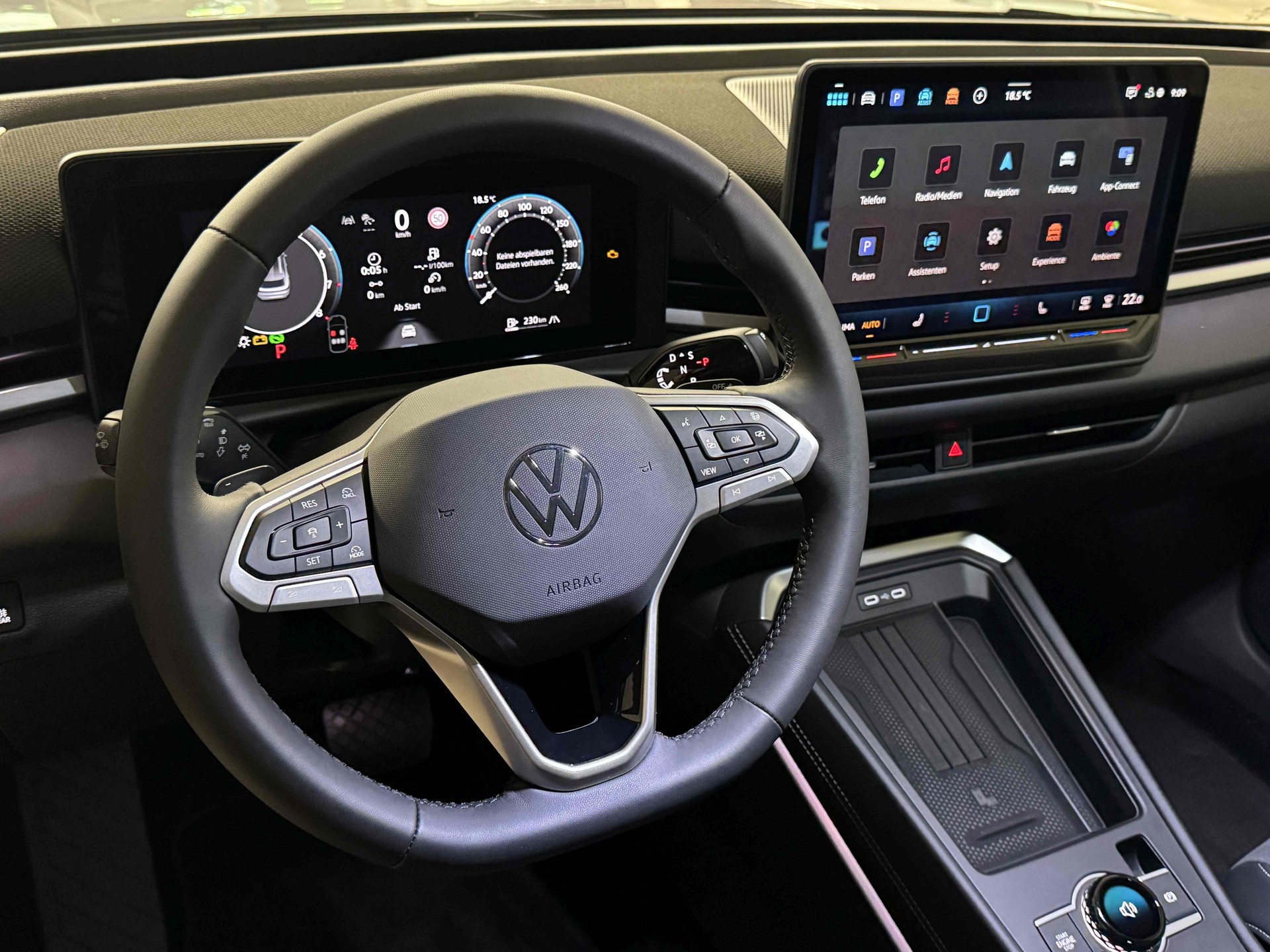 VW T-Roc 1.5 eTSI mHEV Style DSG-image-8