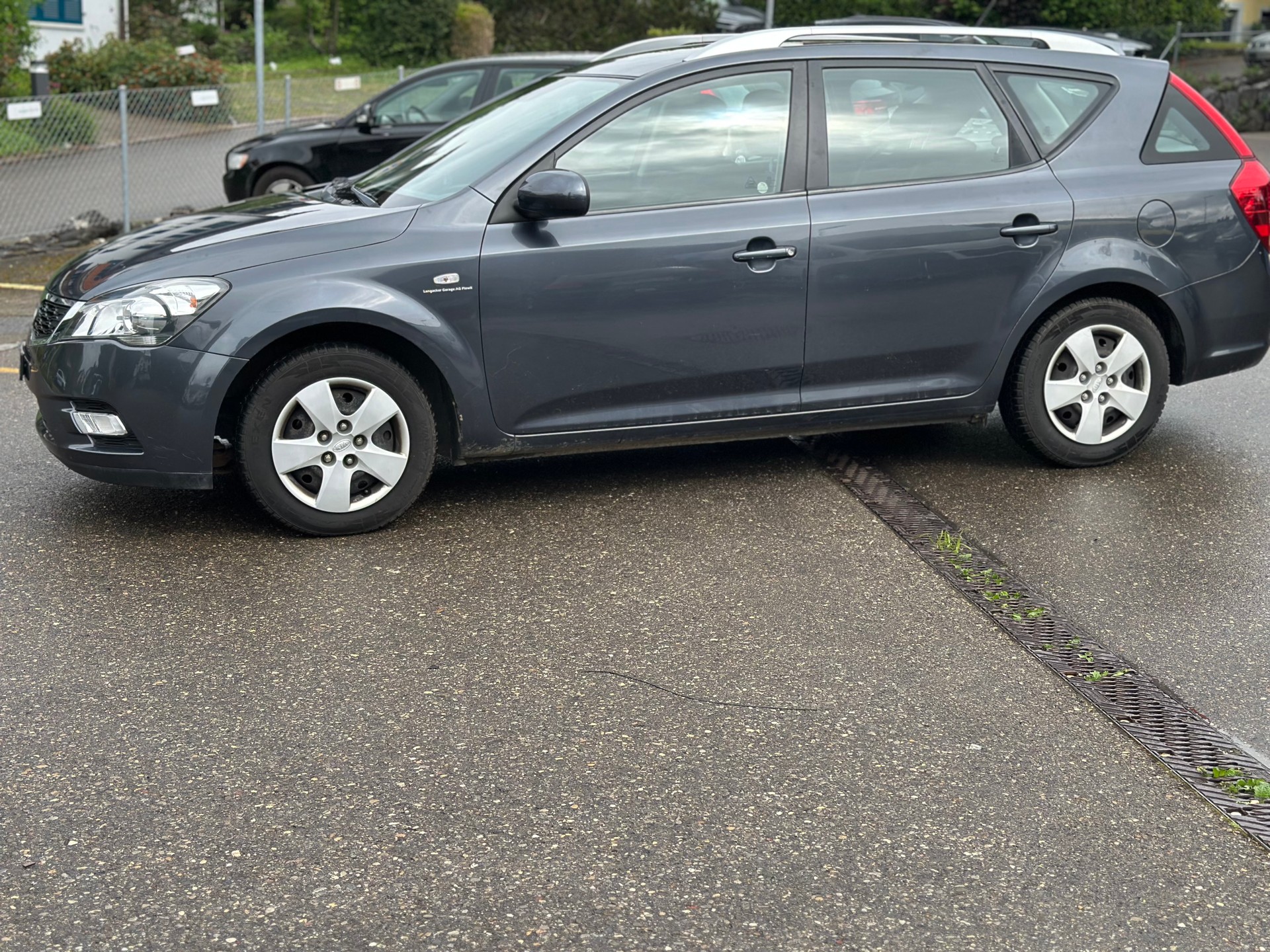 KIA Cee'd Sporty Wagon 1.4 16V Basic-image-1