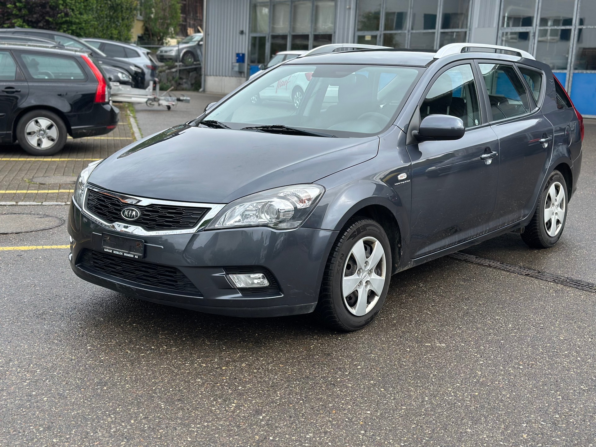 KIA Cee'd Sporty Wagon 1.4 16V Basic-image-0