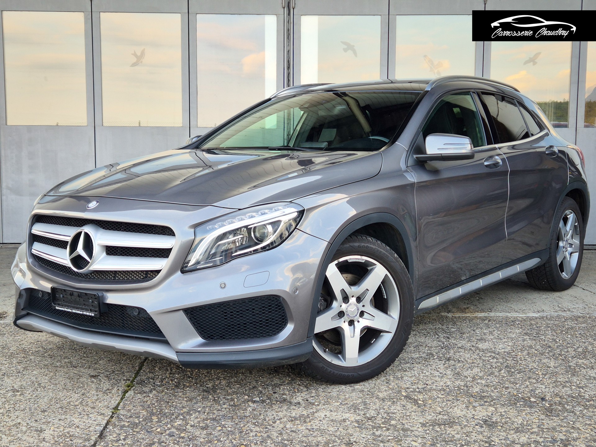 MERCEDES-BENZ GLA 250 AMG LINE 4MATIC 7G-DCT-image-0