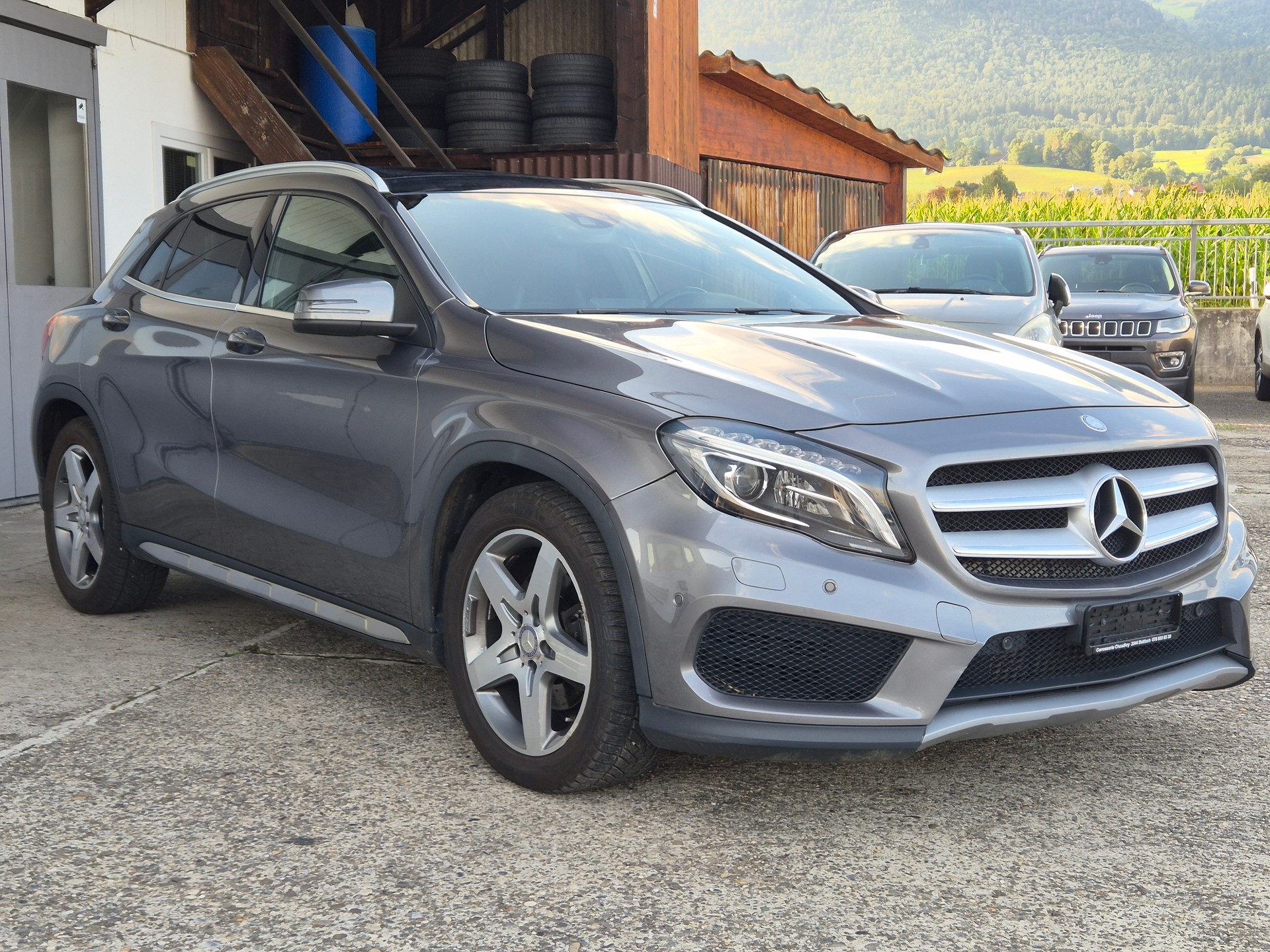 MERCEDES-BENZ GLA 250 AMG LINE 4MATIC 7G-DCT-image-2