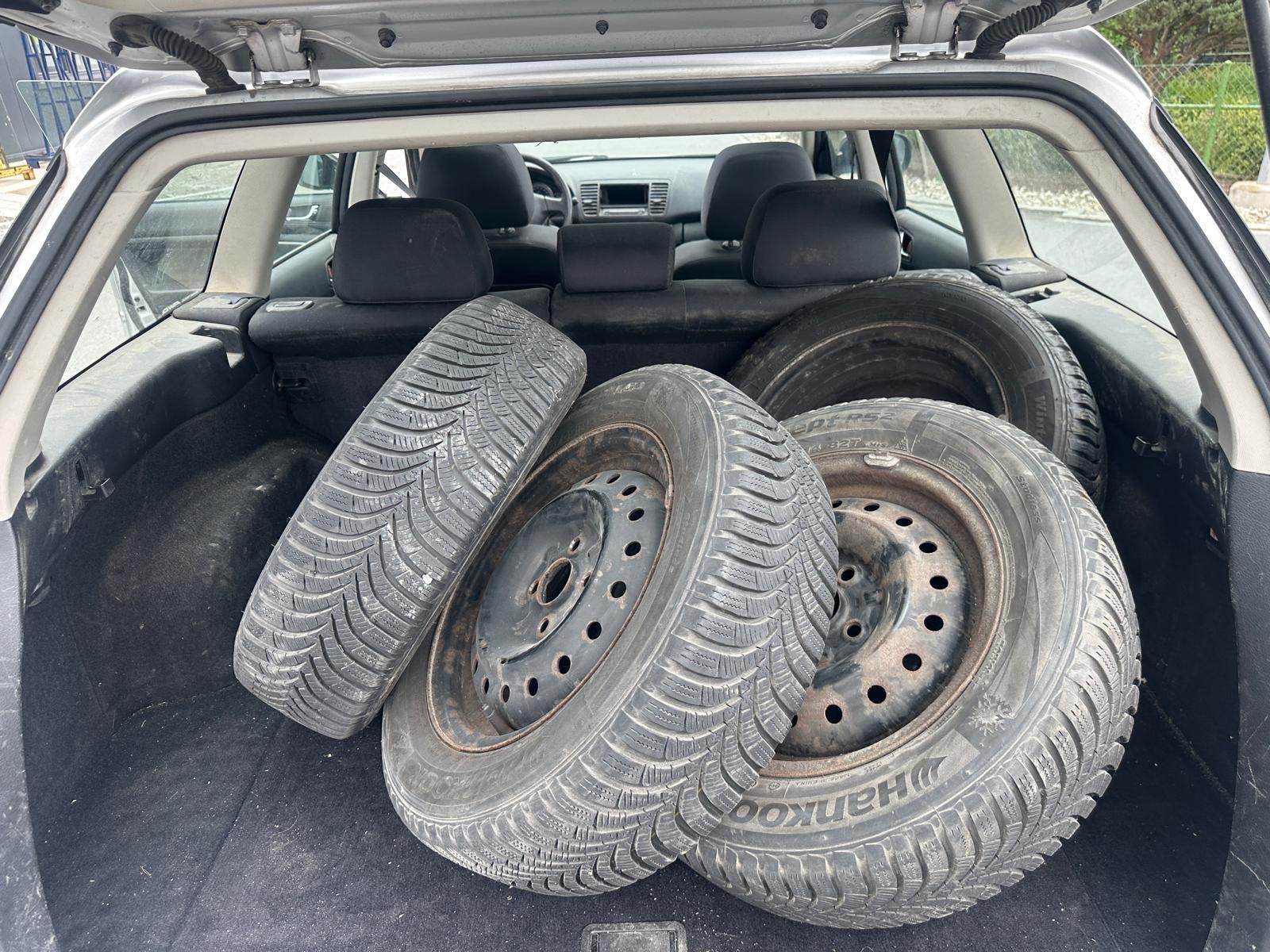 SUBARU Outback 2.5i AWD-image-13