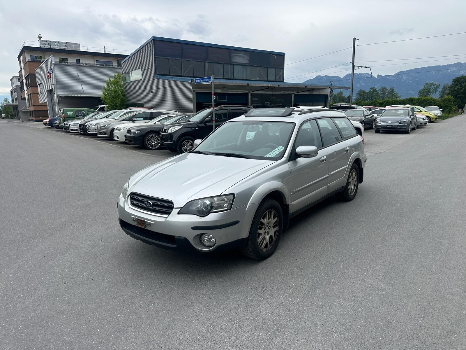 SUBARU Outback 2.5i AWD-image-0