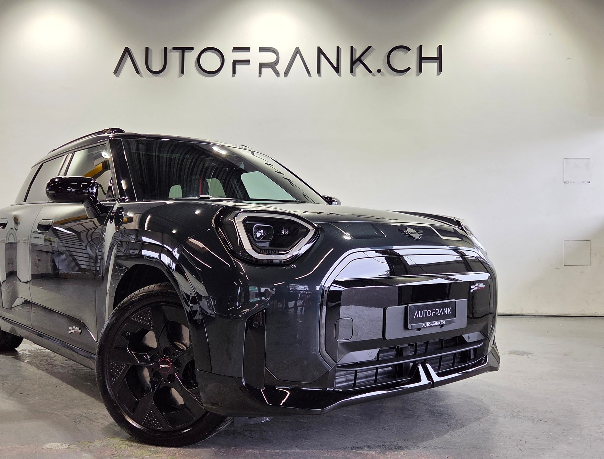 MINI Aceman SE JCW Trim-image-8