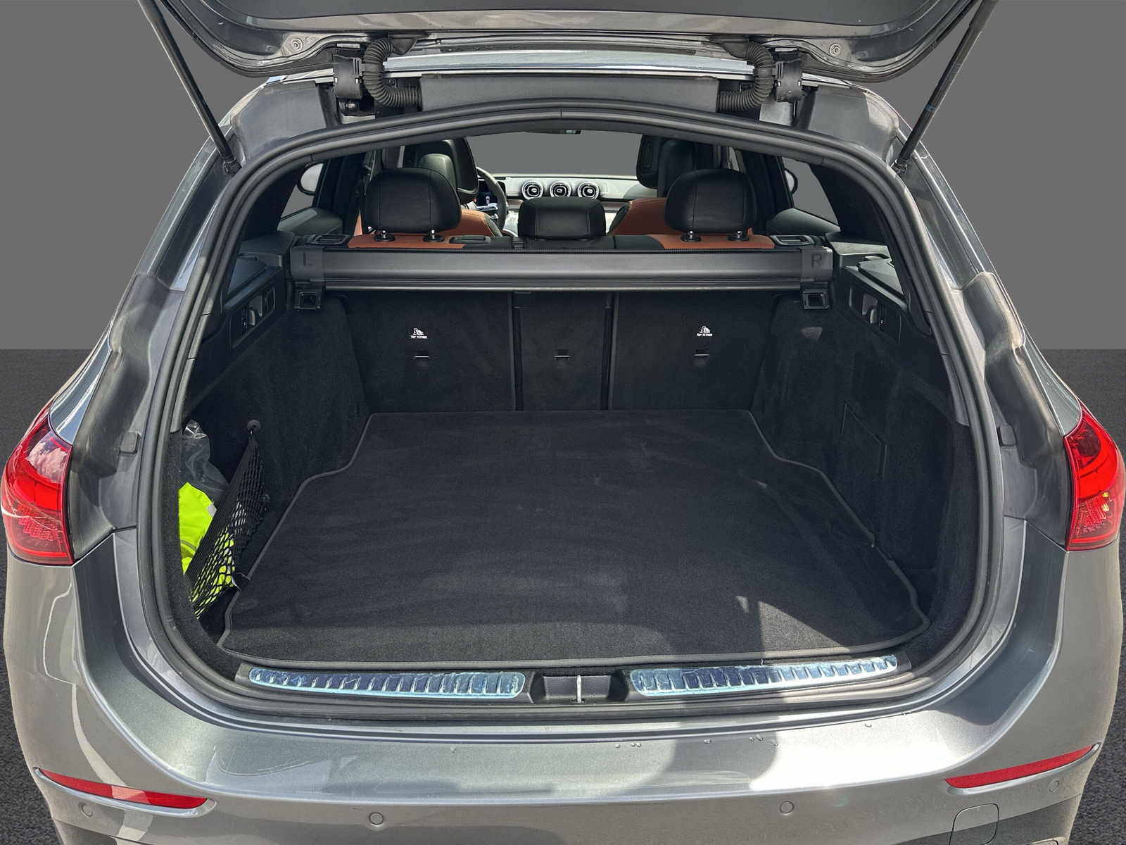 MERCEDES-BENZ C 43 AMG T-Modell 4Matic-image-19