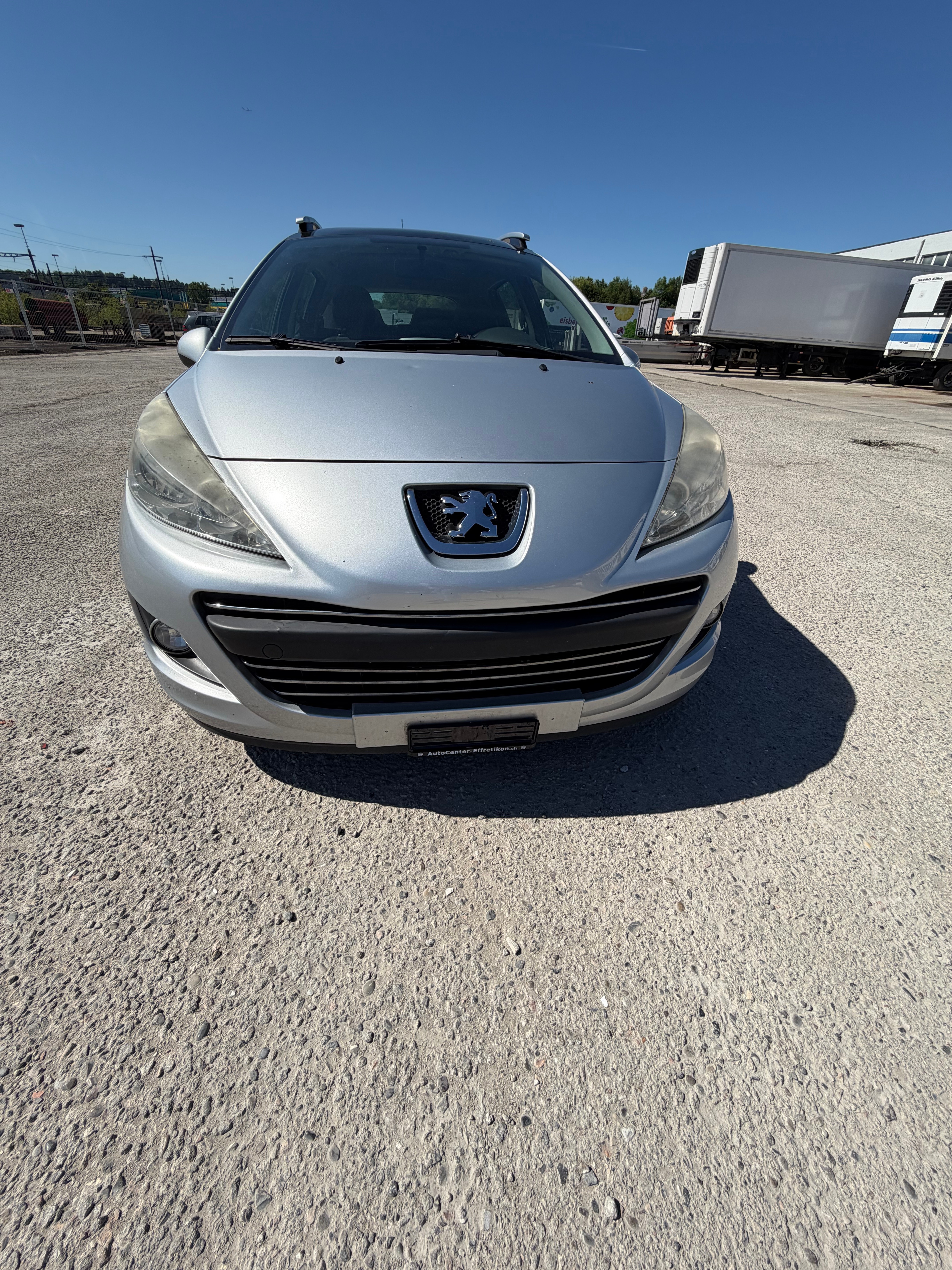 Car photo