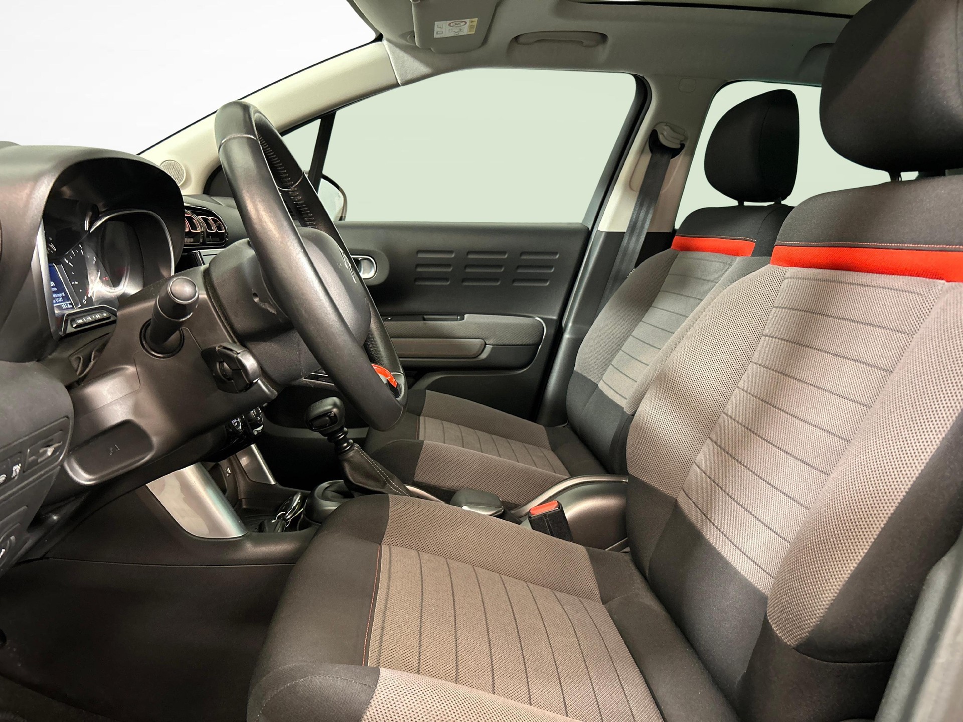 CITROEN C3 Aircross 1.2 PureTech 110 Shine-showroom-element-2