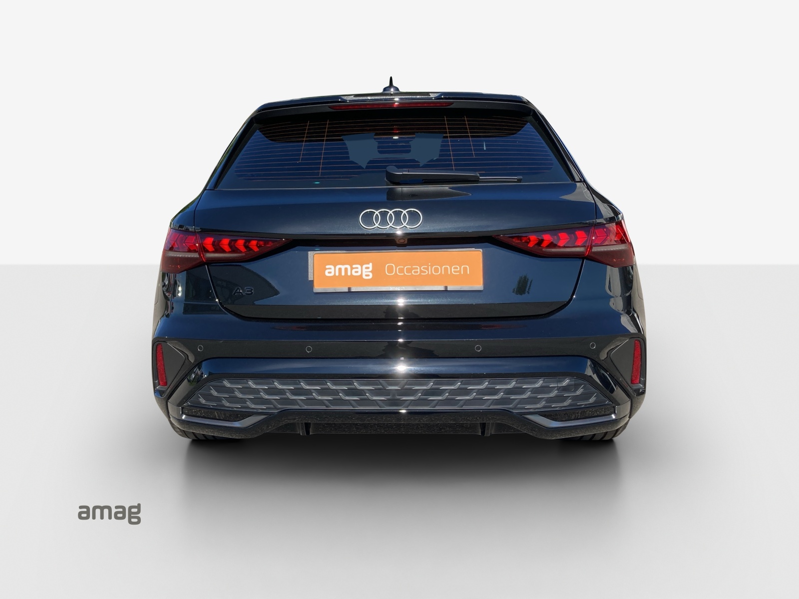AUDI A3 Sportback 35 TFSI S line S-tronic-image-3