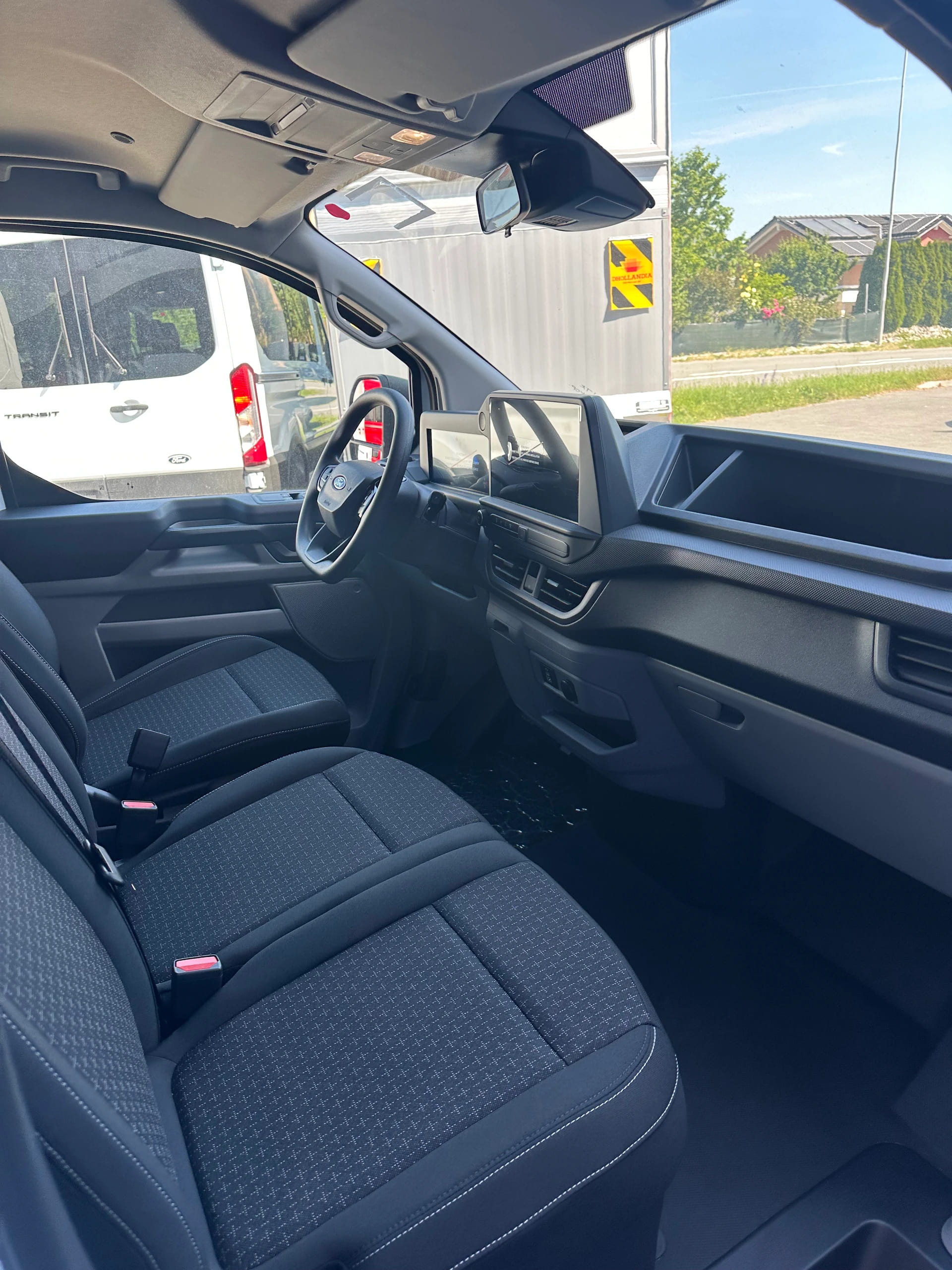 FORD Transit Custom Van 320 L1 2.0 EcoBl Trend/136CV/Aut.-image-11