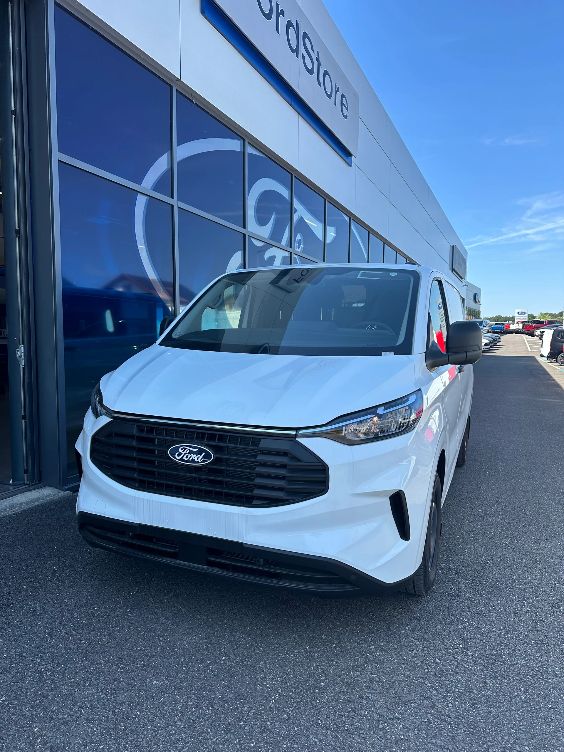 FORD Transit Custom Van 320 L1 2.0 EcoBl Trend/136CV/Aut.