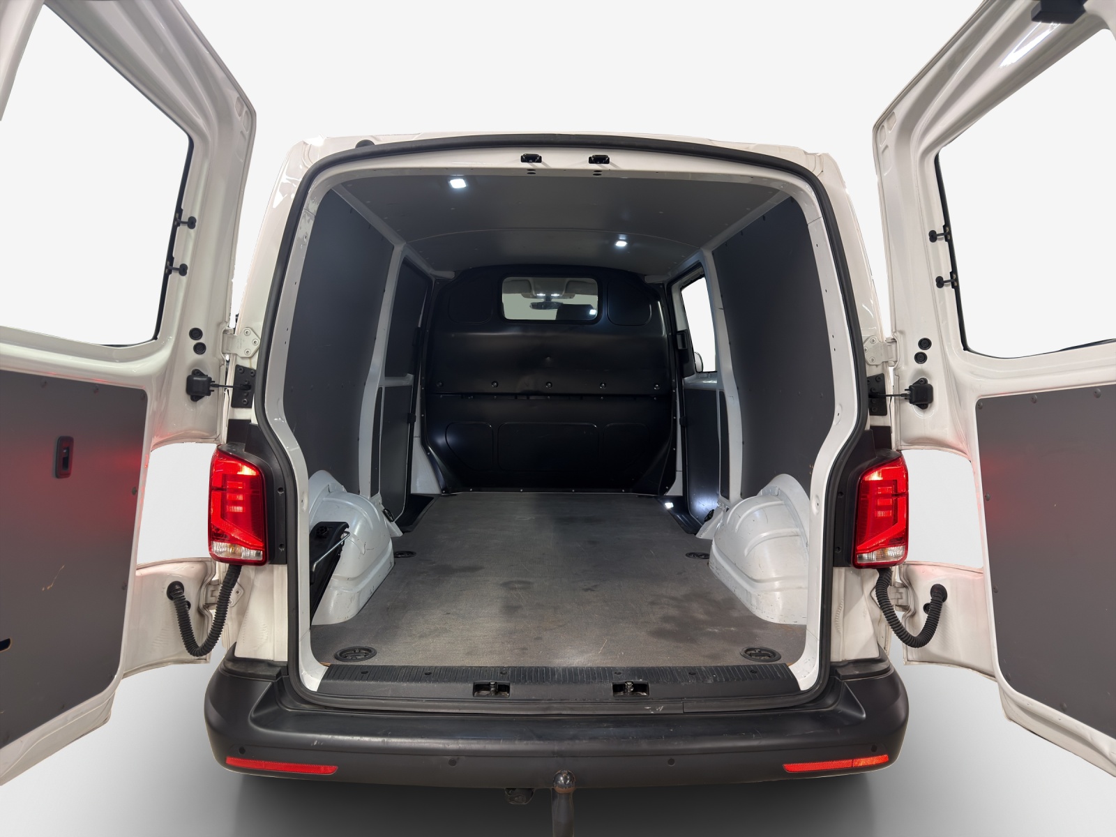 VW T6.1 2.0 TDI DSG-image-12