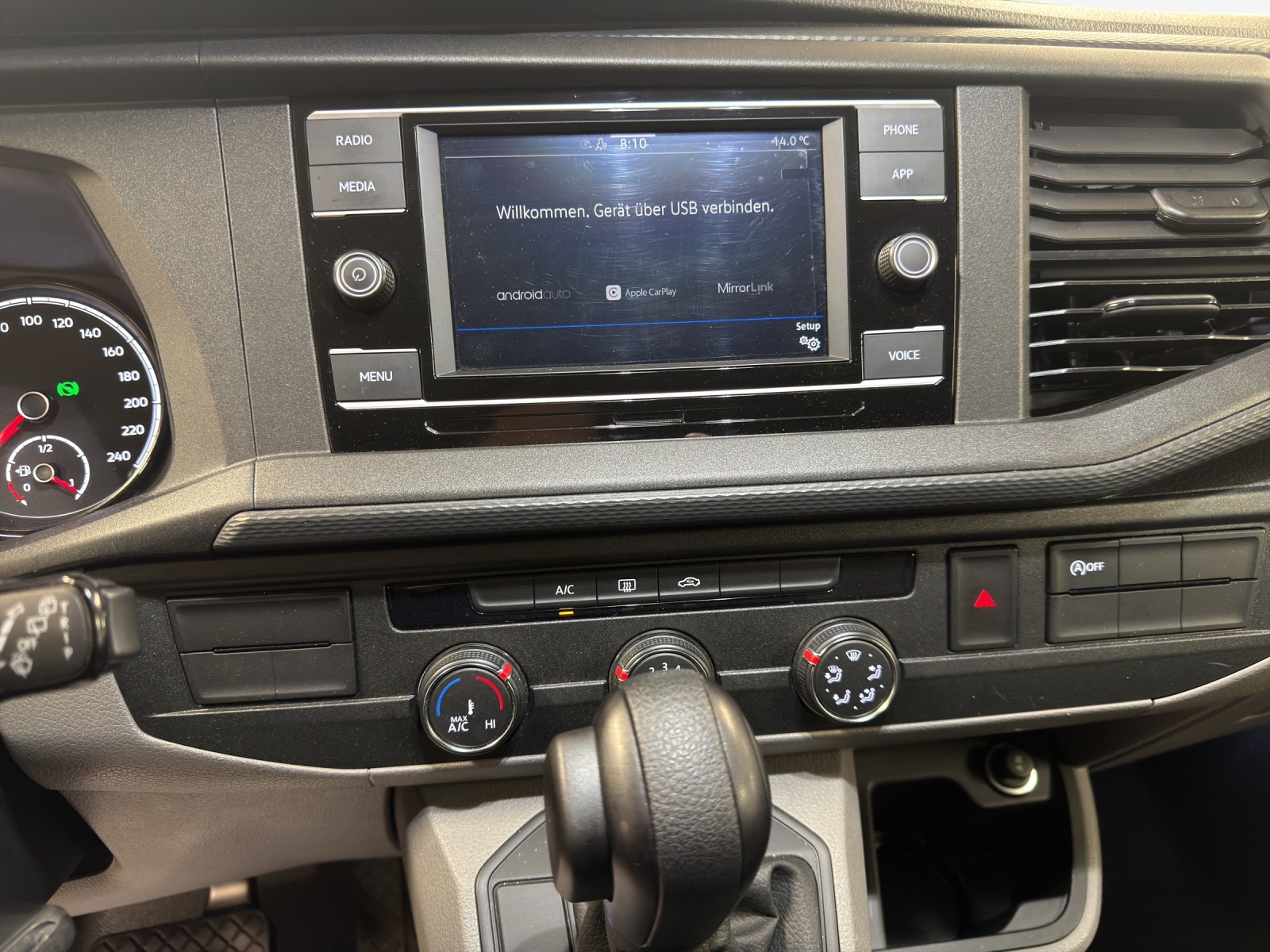 VW T6.1 2.0 TDI DSG-image-10