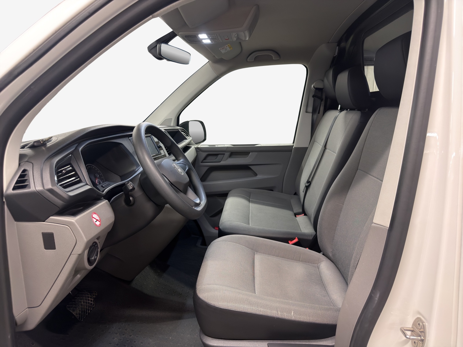 VW T6.1 2.0 TDI DSG-image-7