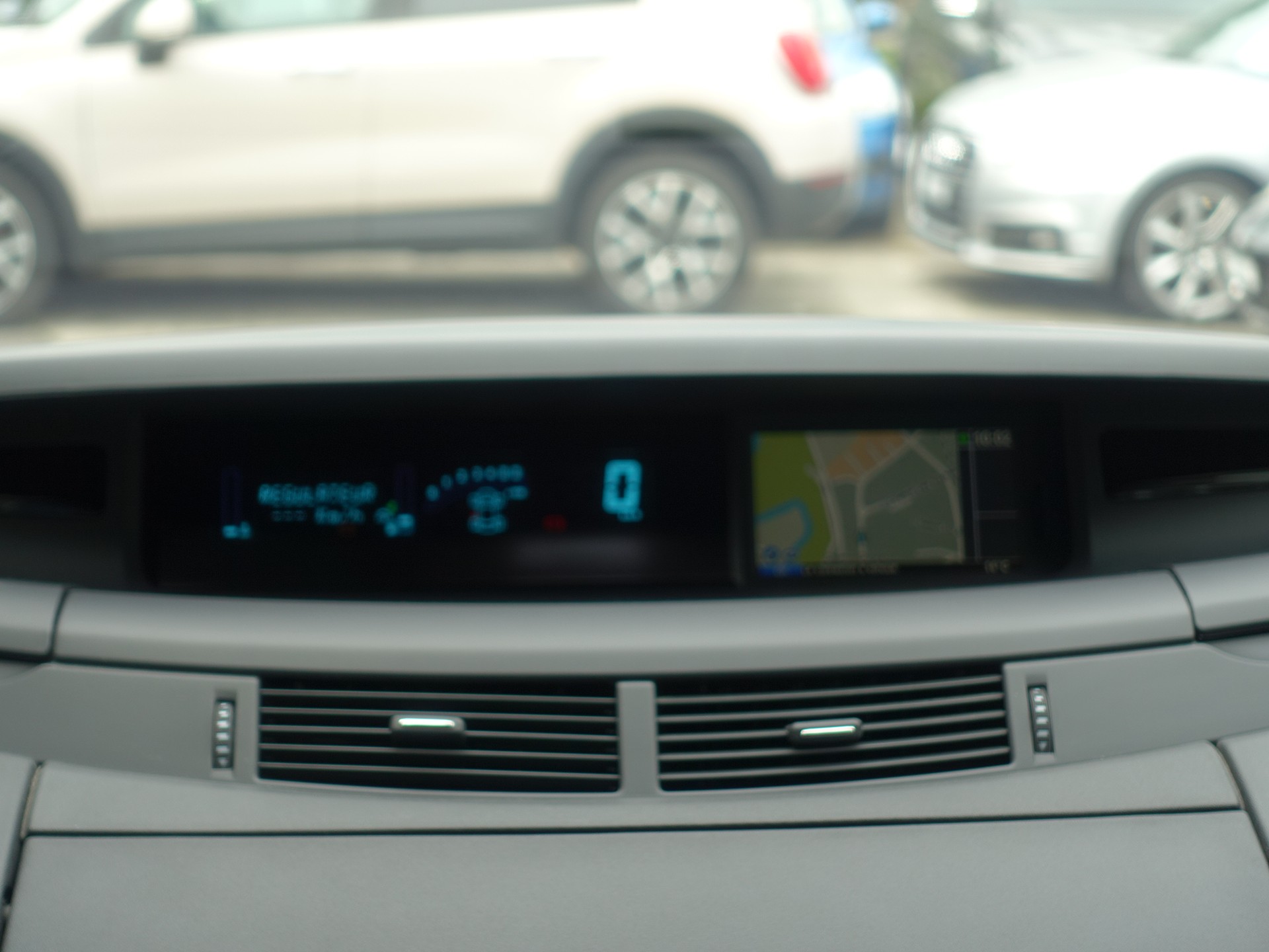 RENAULT Grand Espace 2.0 dCi Dynamique-image-11