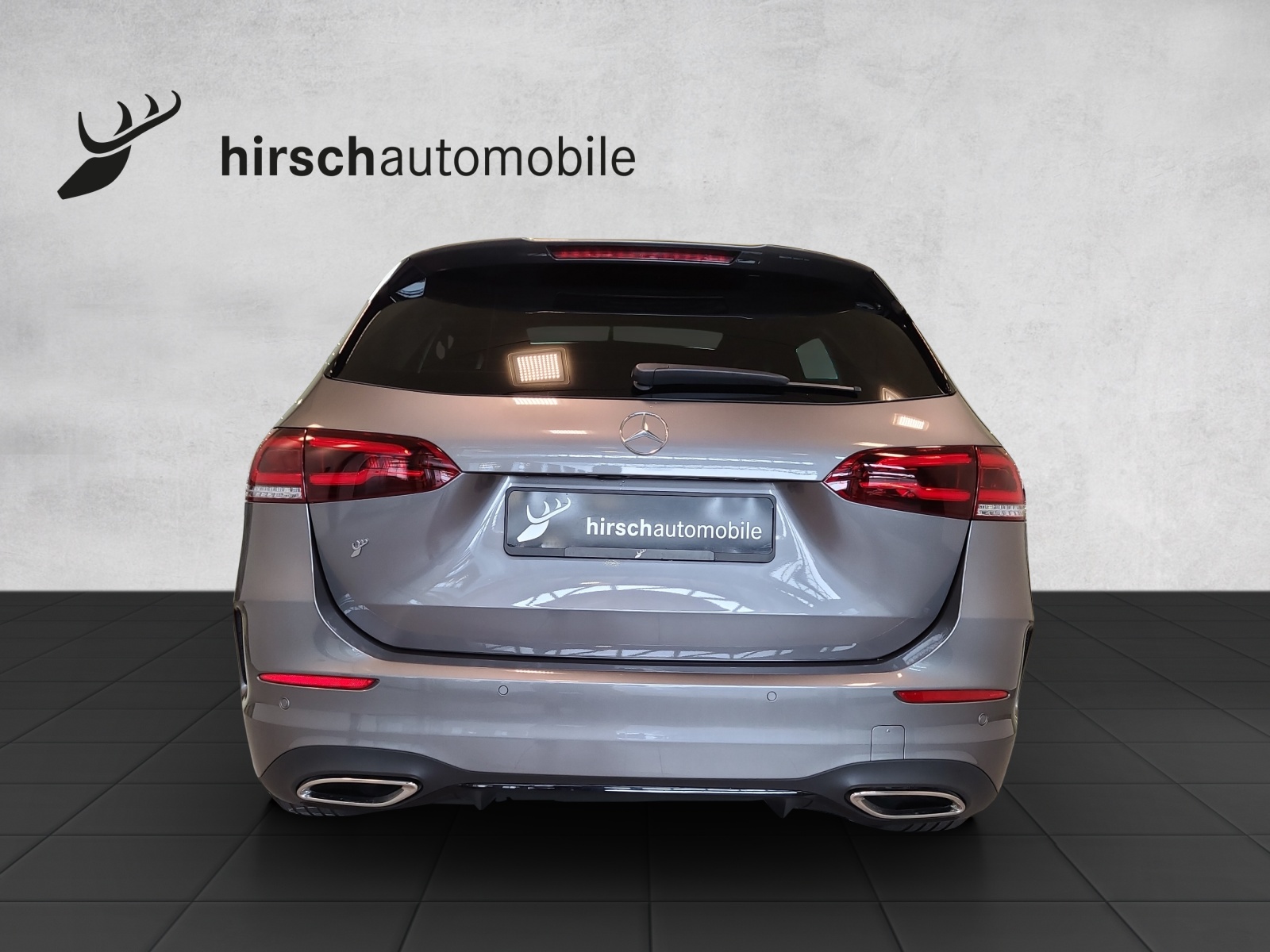 MERCEDES-BENZ B 200 4Matic AMG Line-showroom-element-2