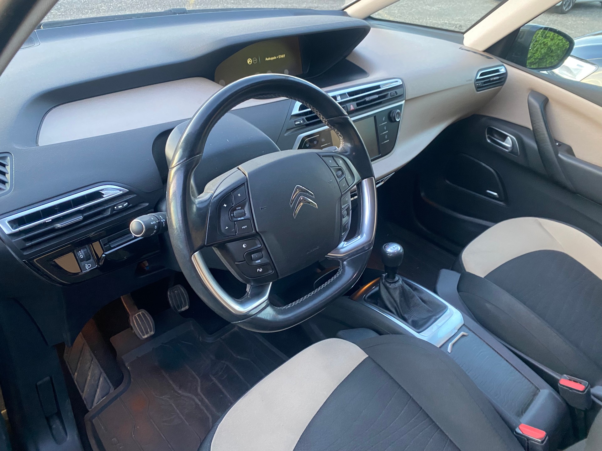 CITROEN C4 Picasso 1.6i 16V THP Exclusive-image-4