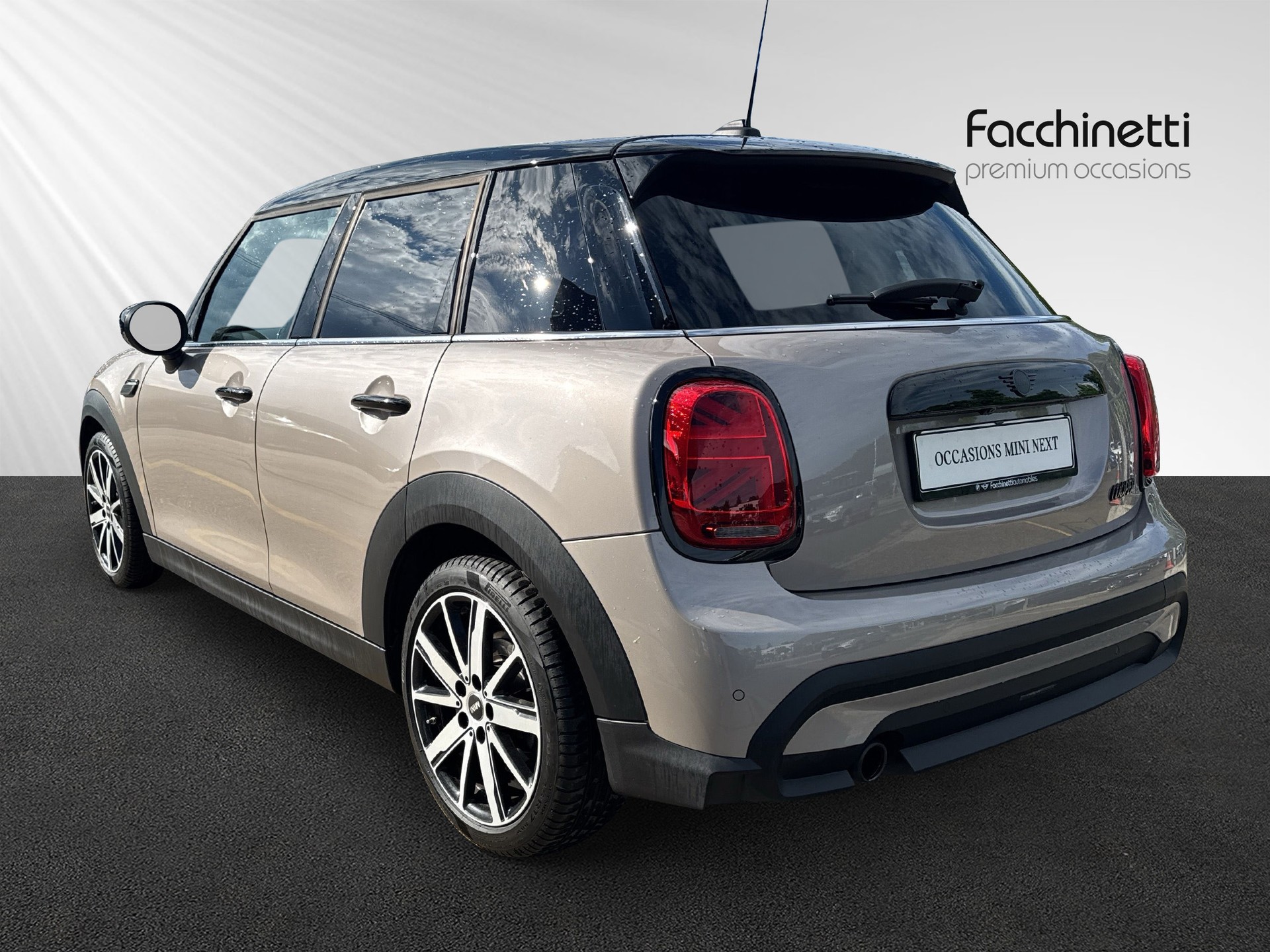 MINI Cooper Steptronic DKG-showroom-element-2