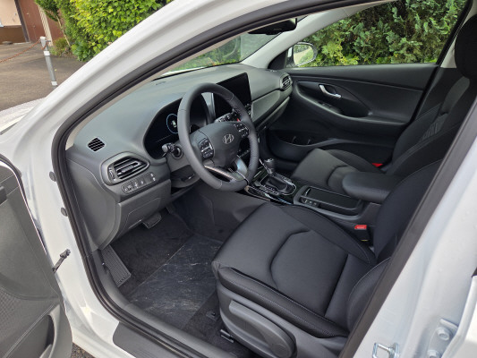 HYUNDAI i30 W 1.6 T-GDi AmpliaDCT-image-5