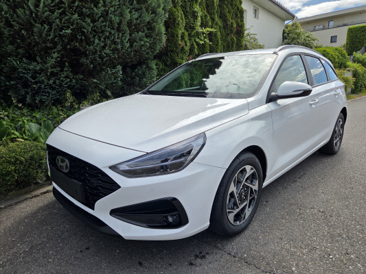 HYUNDAI i30 W 1.6 T-GDi AmpliaDCT