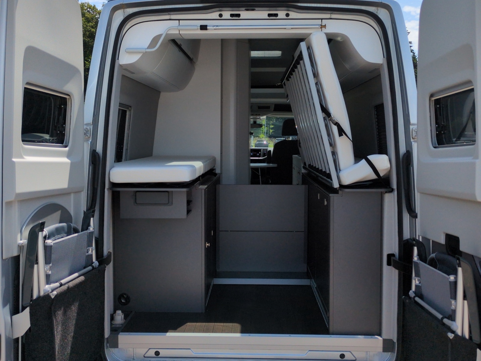VW Grand California 600 2.0 BI-TDI-image-13