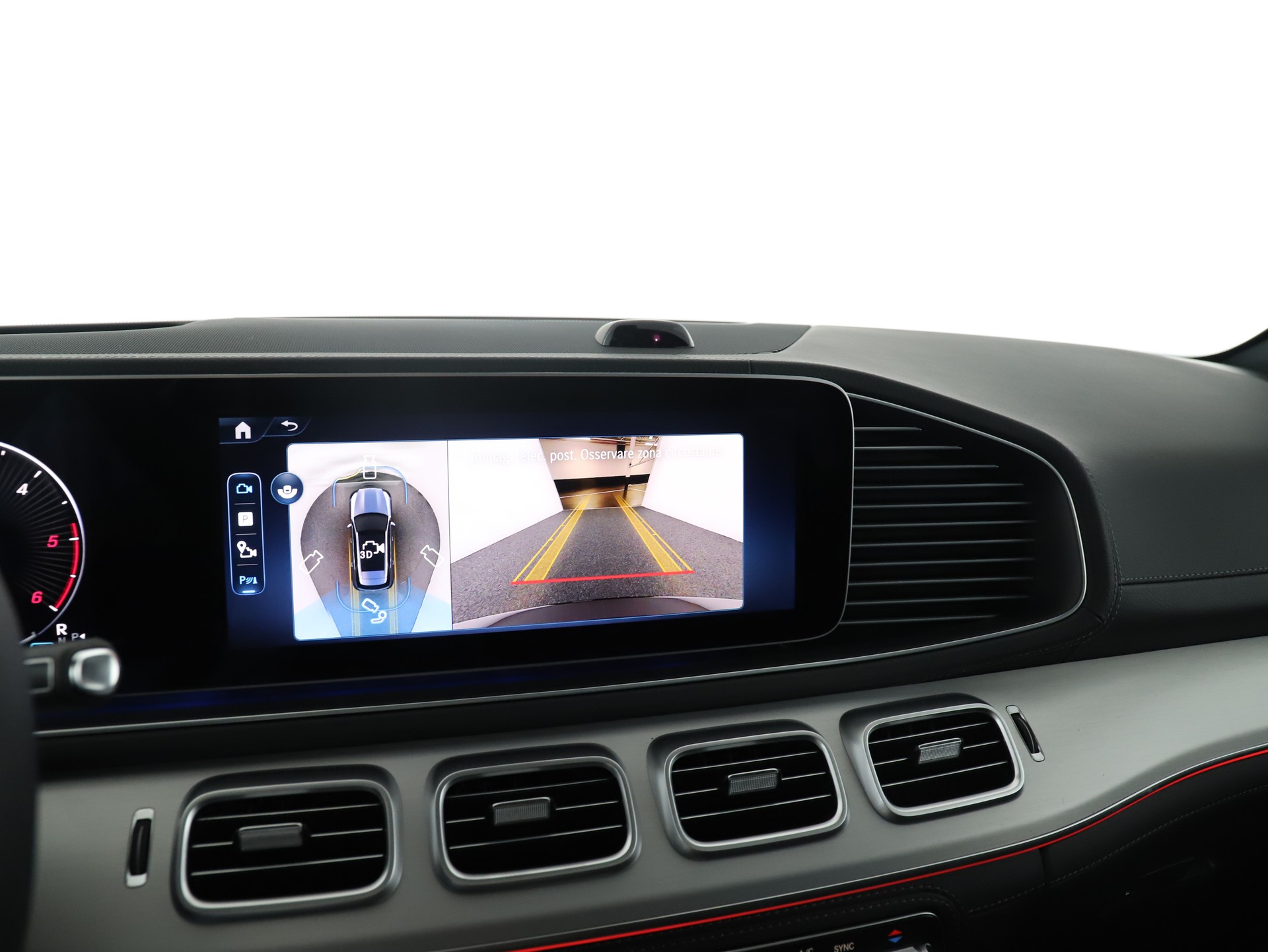 MERCEDES-BENZ GLE 300 d 4Matic-image-15
