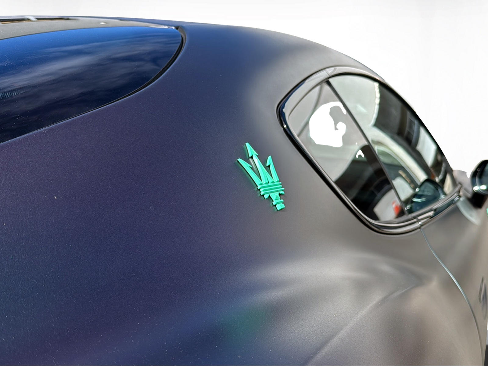 MASERATI GRANTURISMO PRIMASERIE TROFEO 75TH ANNIVERSARY | NERO COMETA FUORISIERIE-image-11