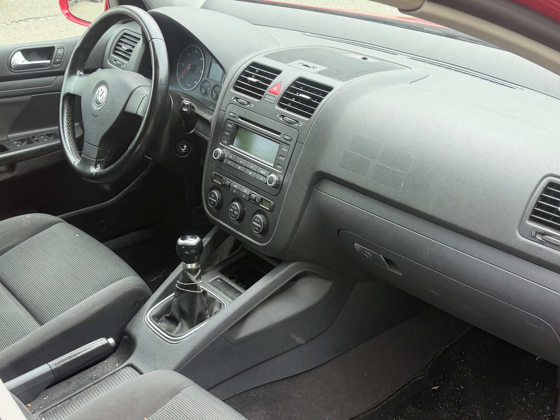 VW Golf 1.9 TDI Trend Edition 4Motion-image-8