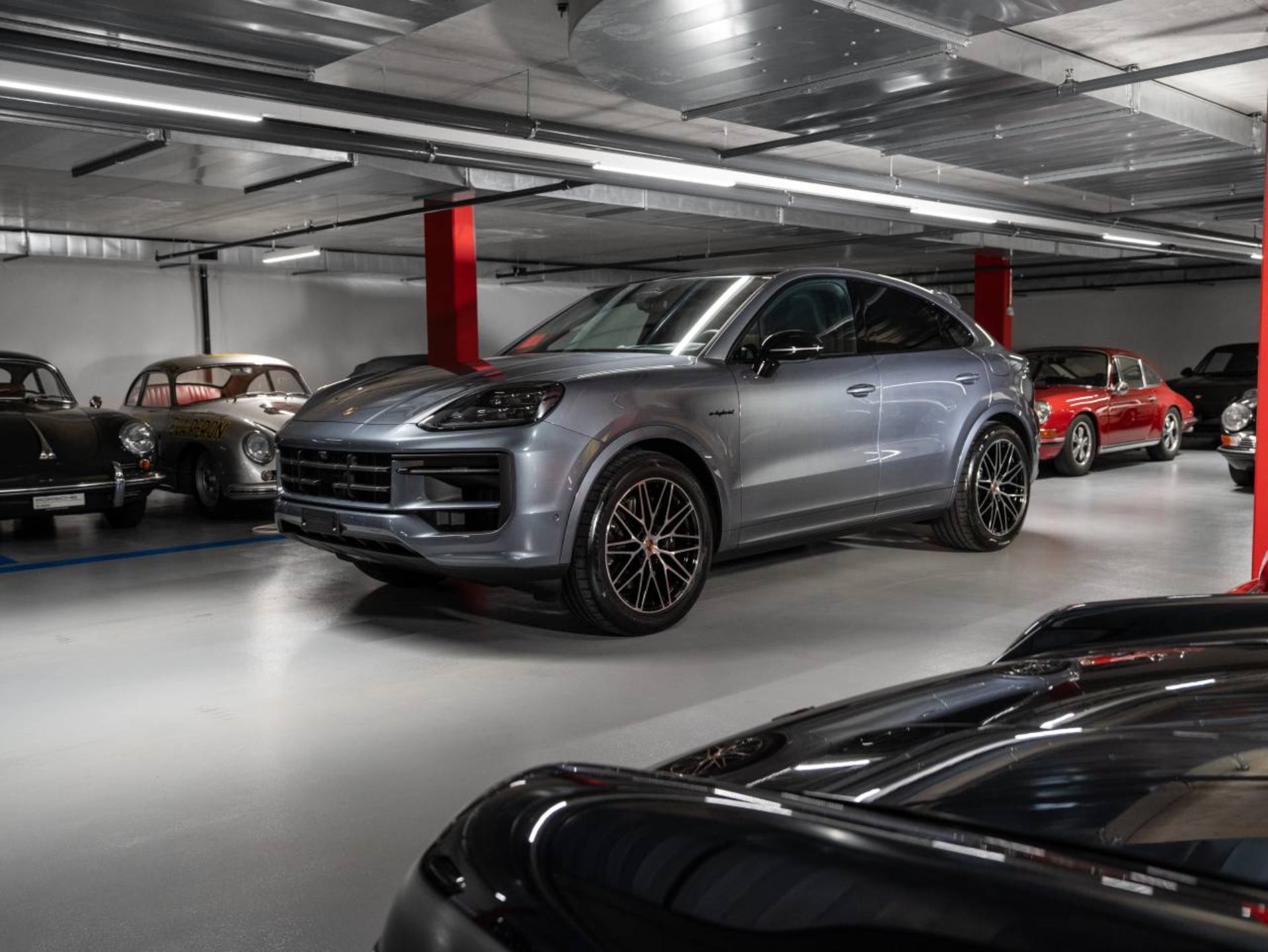 PORSCHE Cayenne E-Hybrid Coupé Black Edition