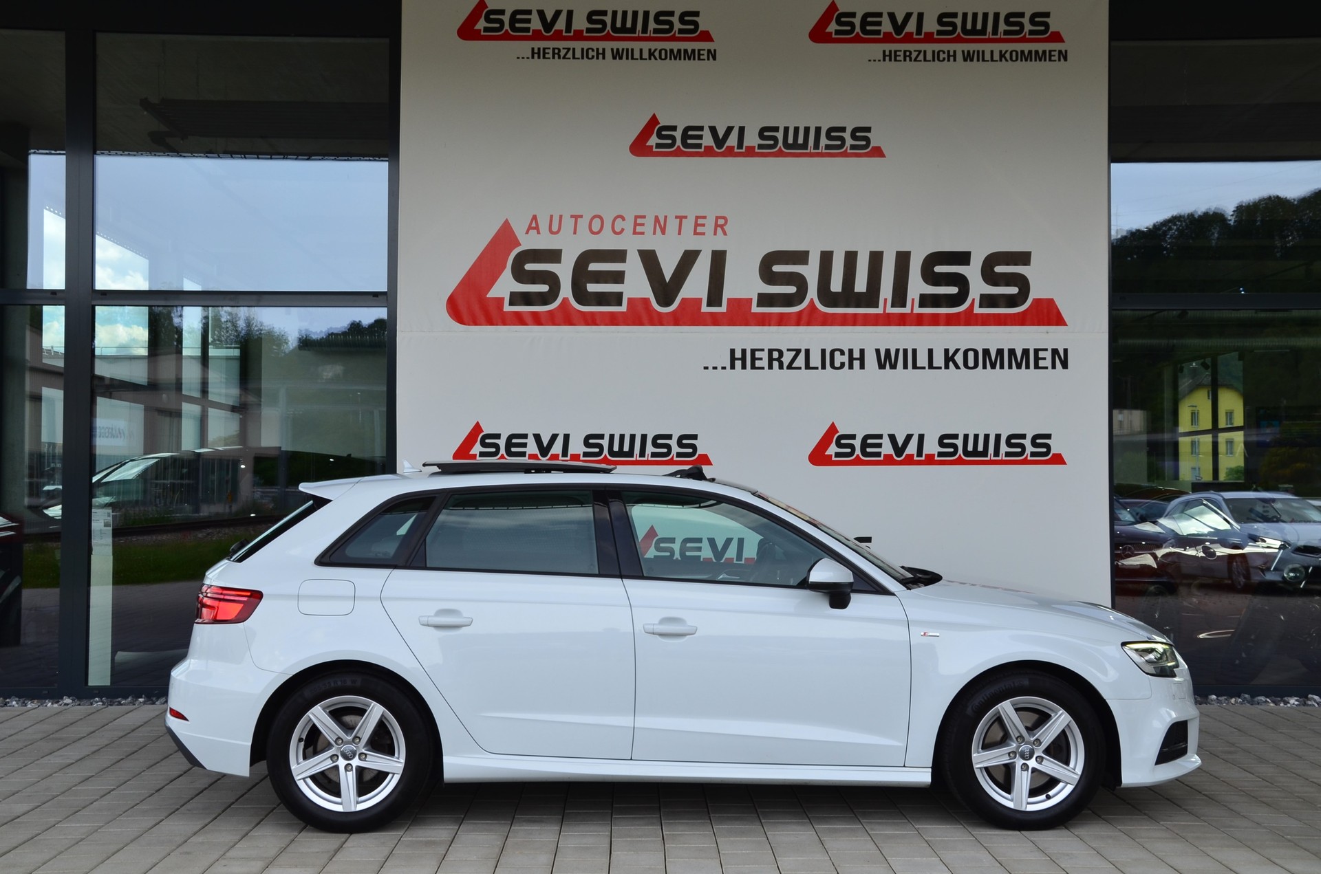 AUDI A3 Sportback 2.0 TFSI quattro S-tronic*S-Line*Frisch ab MFK,1 Jahr oder 20'000km Garantie*-image-3
