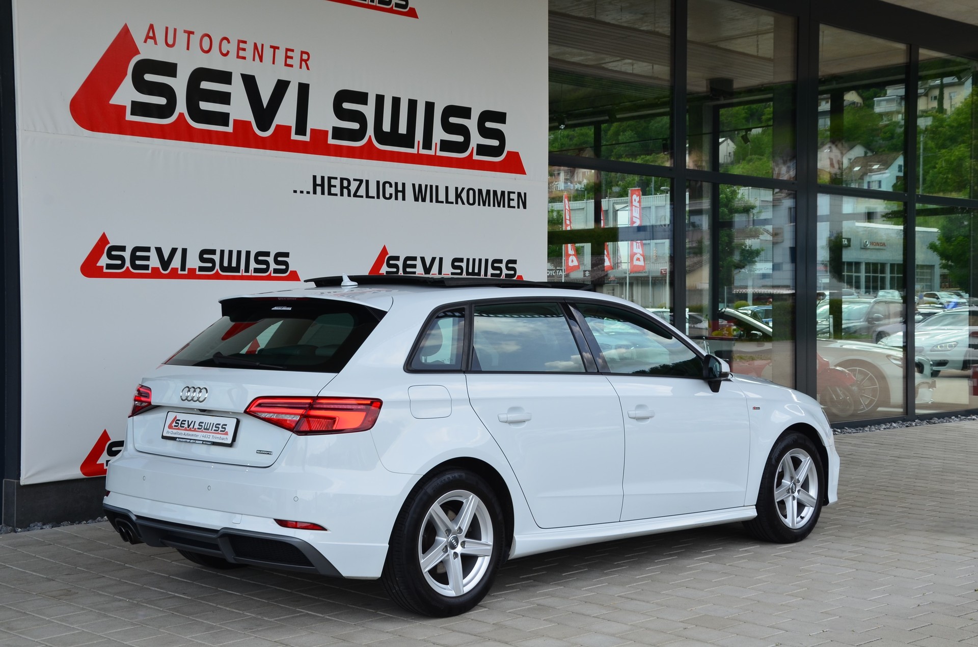 AUDI A3 Sportback 2.0 TFSI quattro S-tronic*S-Line*Frisch ab MFK,1 Jahr oder 20'000km Garantie*-image-4