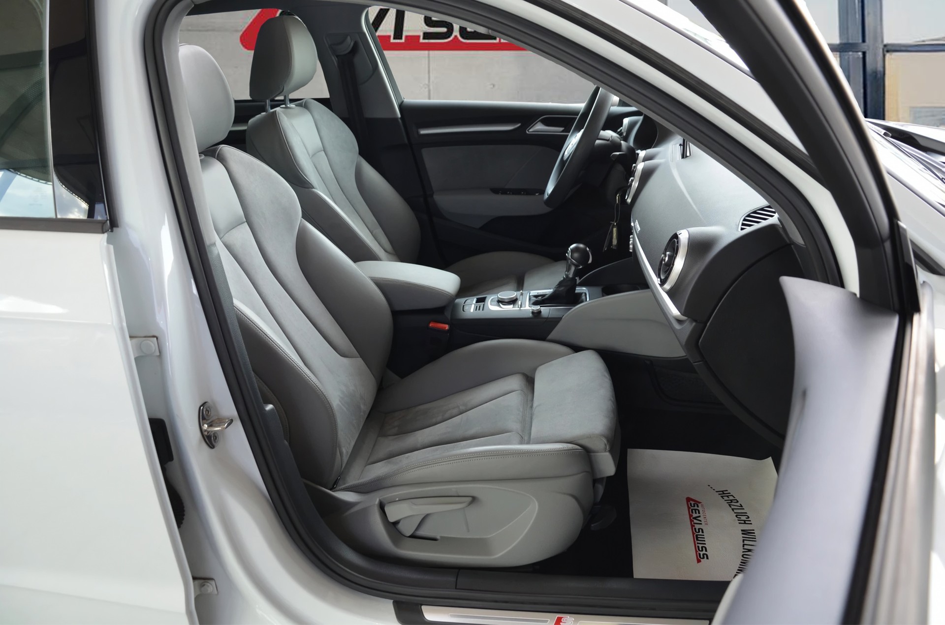 AUDI A3 Sportback 2.0 TFSI quattro S-tronic*S-Line*Frisch ab MFK,1 Jahr oder 20'000km Garantie*-image-8
