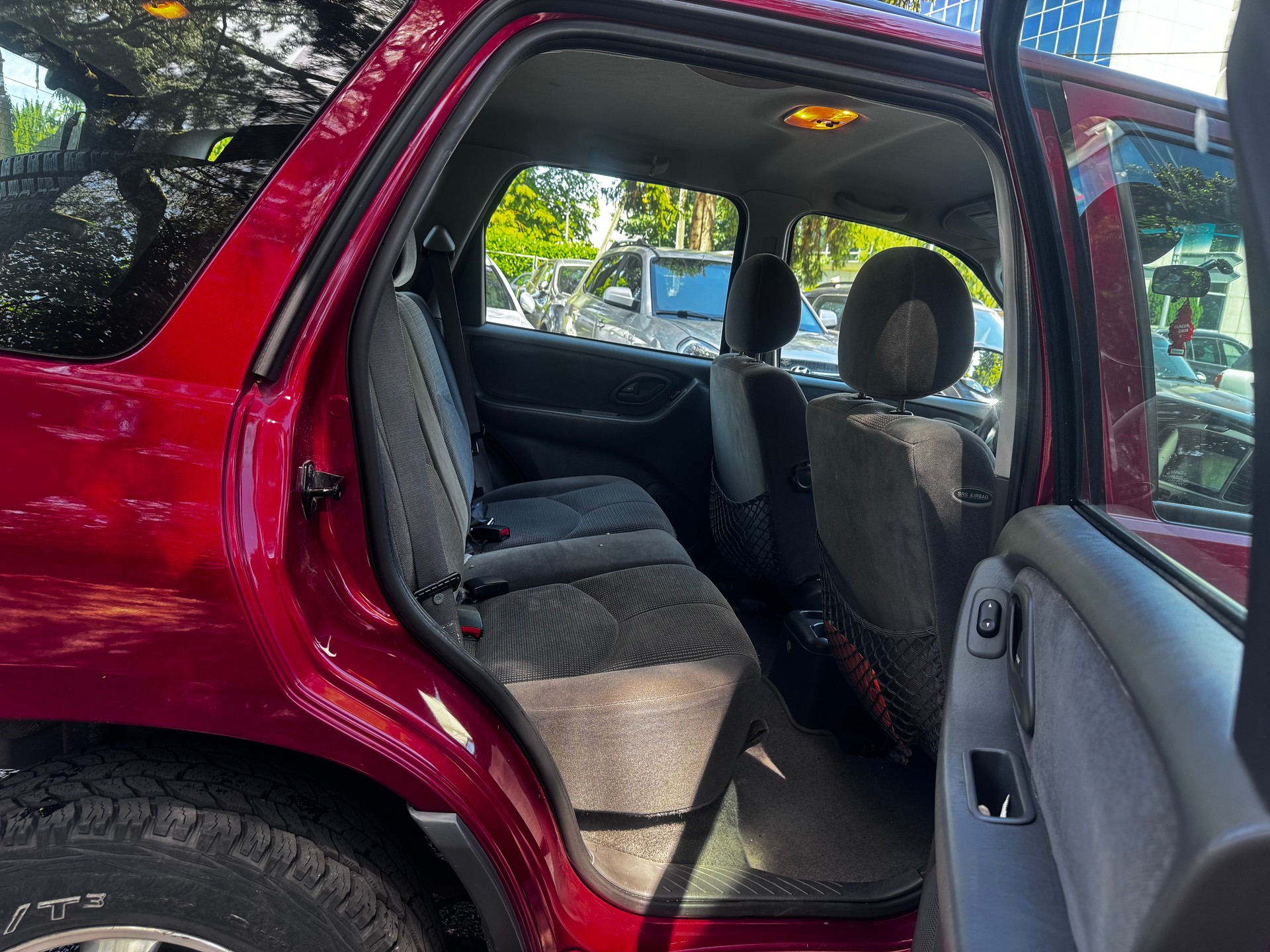 MAZDA Tribute 2.0 16V Comfort-image-4