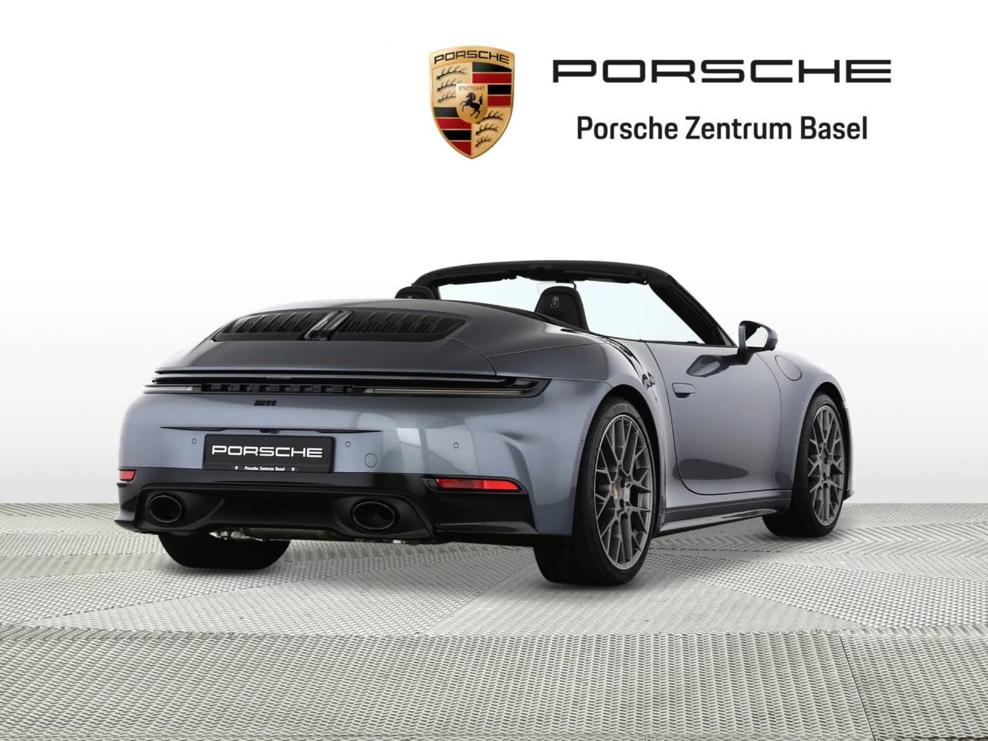 PORSCHE 911 Carrera S Cabriolet-image-2
