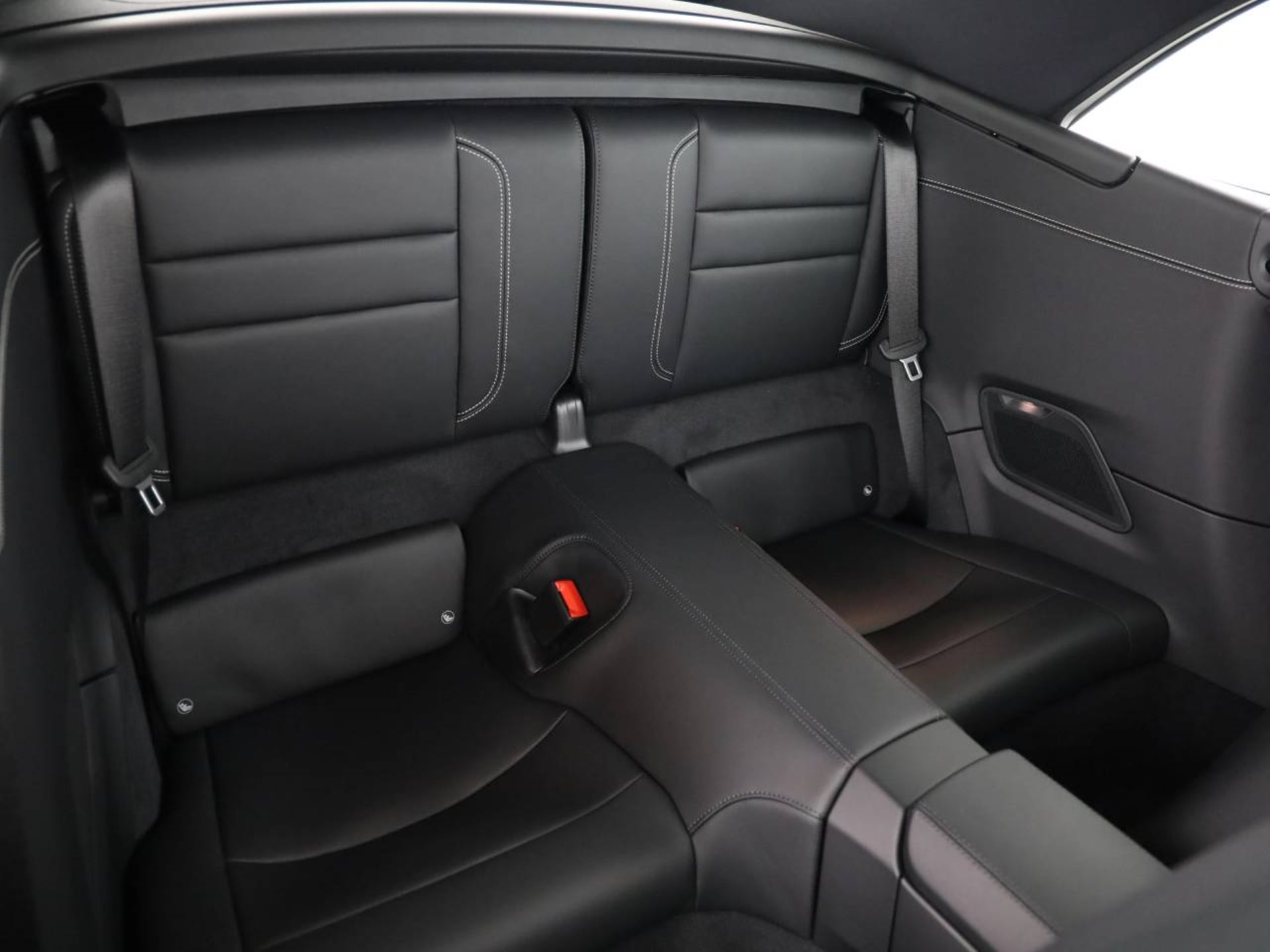 PORSCHE 911 Carrera S Cabriolet-image-15