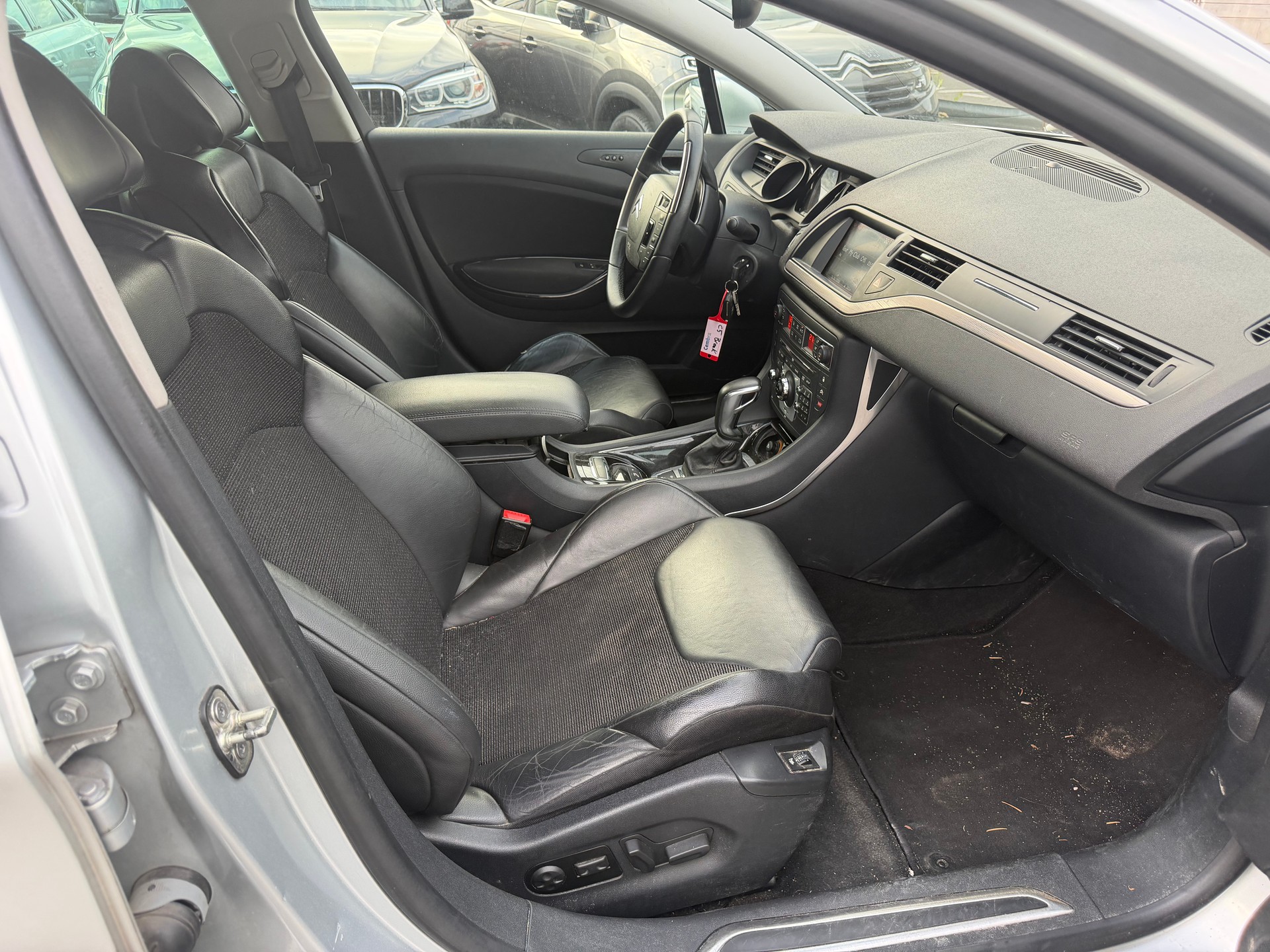 CITROEN C5 Tourer 3.0 HDi V6 Exclusive Automatic-image-9