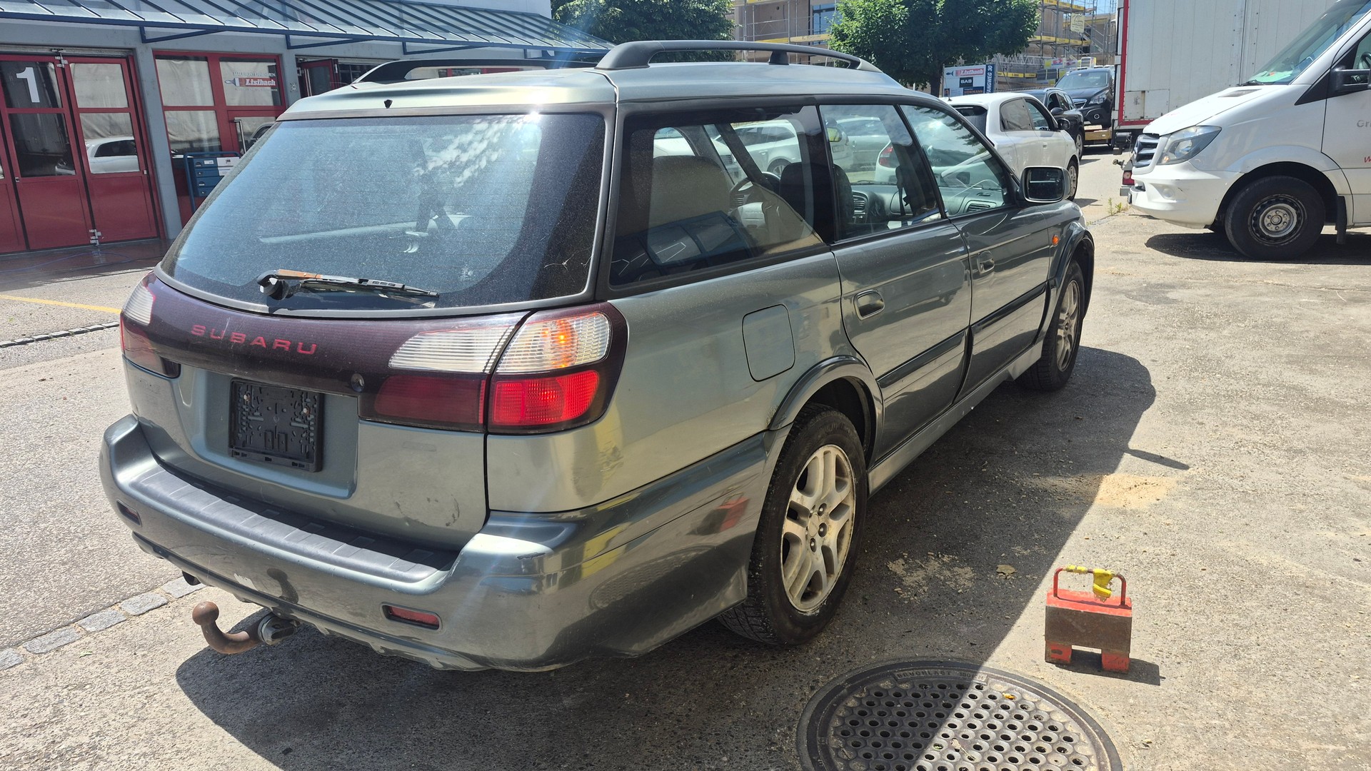 SUBARU Outback 2.5 Image-image-3