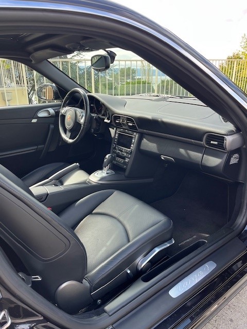 PORSCHE Targa 4 PDK-image-3